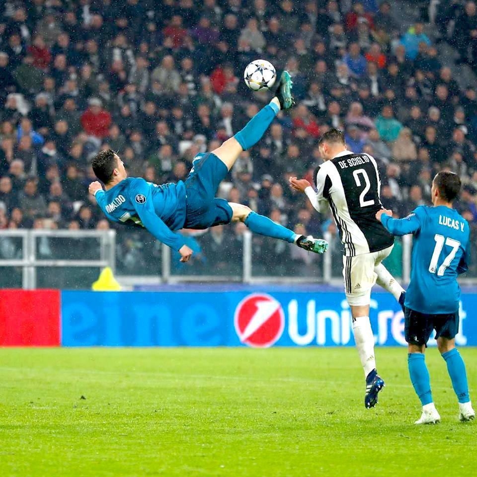 960x960 Who else witnessed Ronaldo's INCREDIBLE bicycle kick, Phone