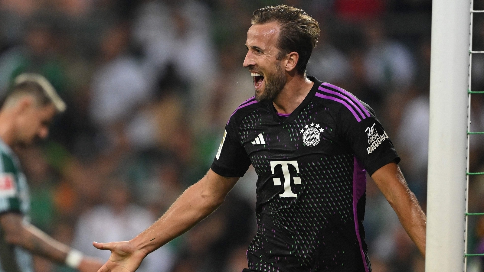 1600x900 Harry Kane sparkles in Bundesliga debut, Desktop