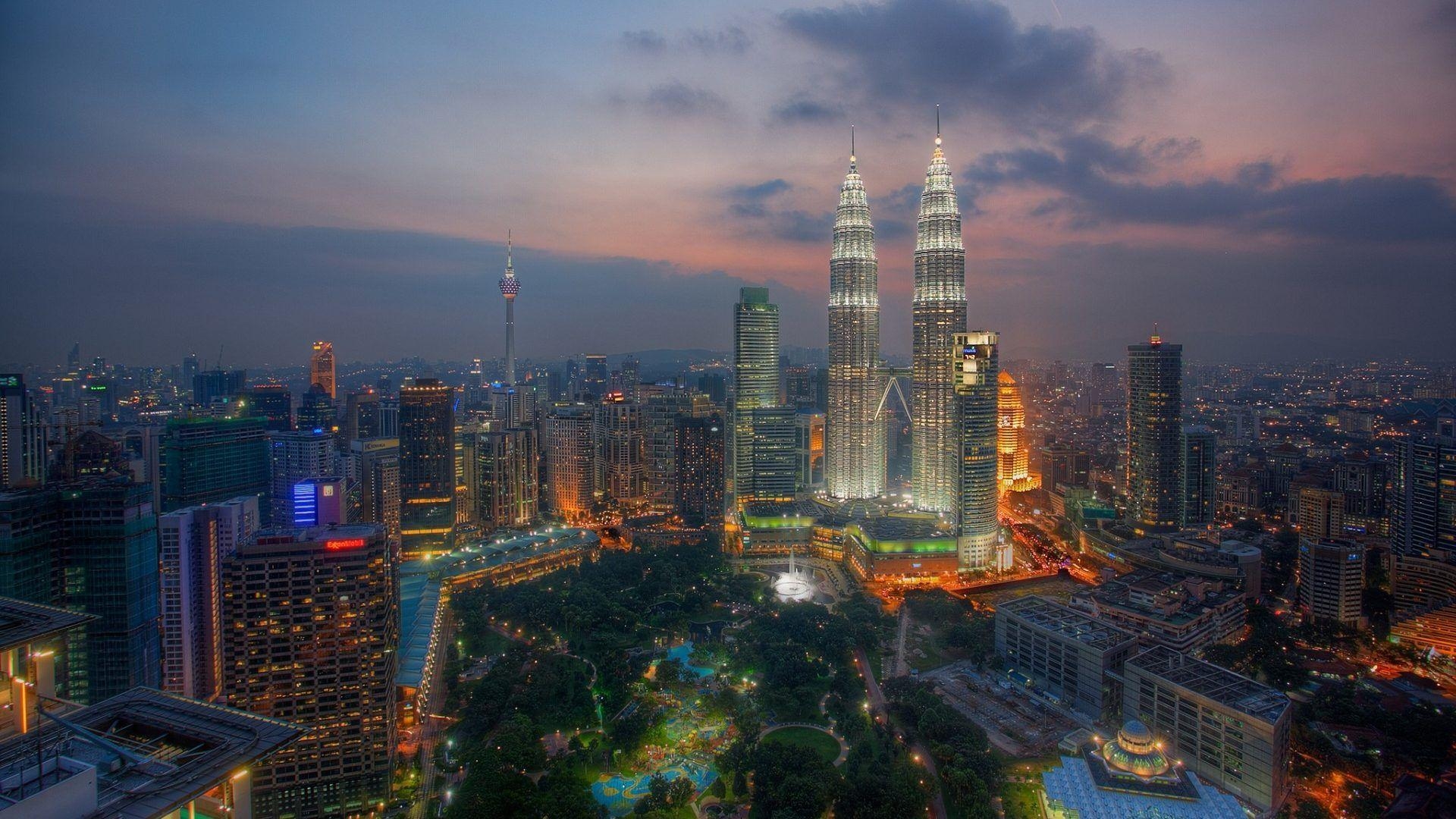 1920x1080 Religious: City Park Great Skyscrapers Kuala Lumpur Man Evening, Desktop