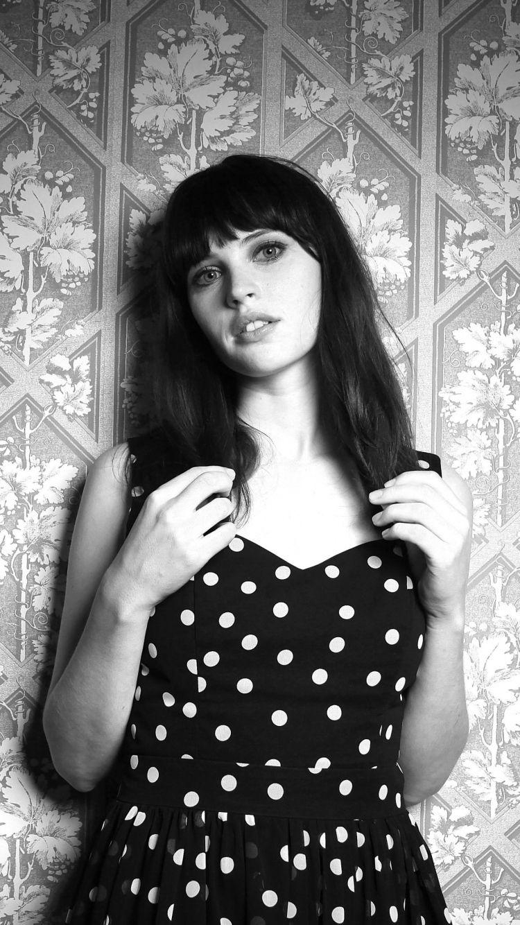 750x1340 IPhone 6 Felicity jones Wallpaper HD, Desktop Background, Phone