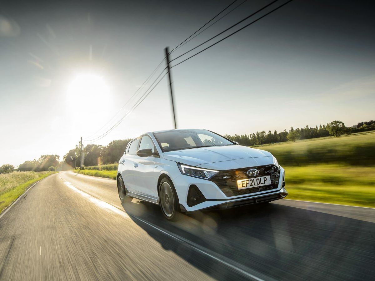 1200x900 UK Drive: The Hyundai i20 N Line, Desktop