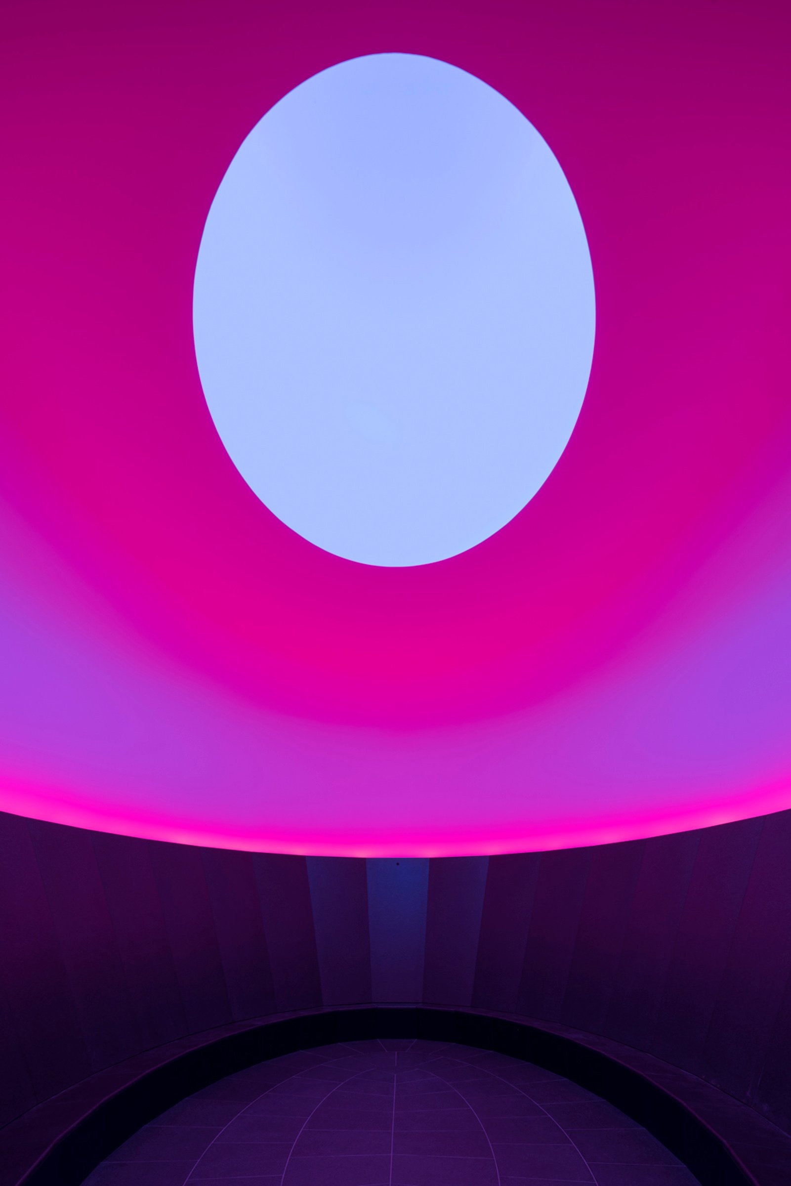 1610x2400 James Turrell - «Skyspace Lech». permanent installationäusler Contemporary, Phone