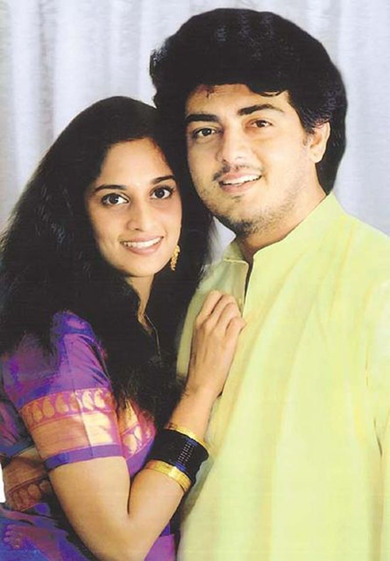 800x1160 Photo Feature: Ajith & Shalini And Their Beautiful Love Story, Phone