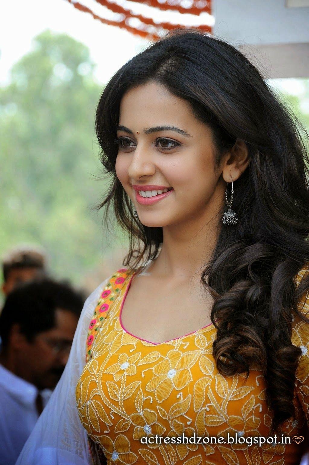 1030x1540 SOUTH INDIAN ACTRESS wallpaper in HD: RAKUL PREET SING full HD, Phone