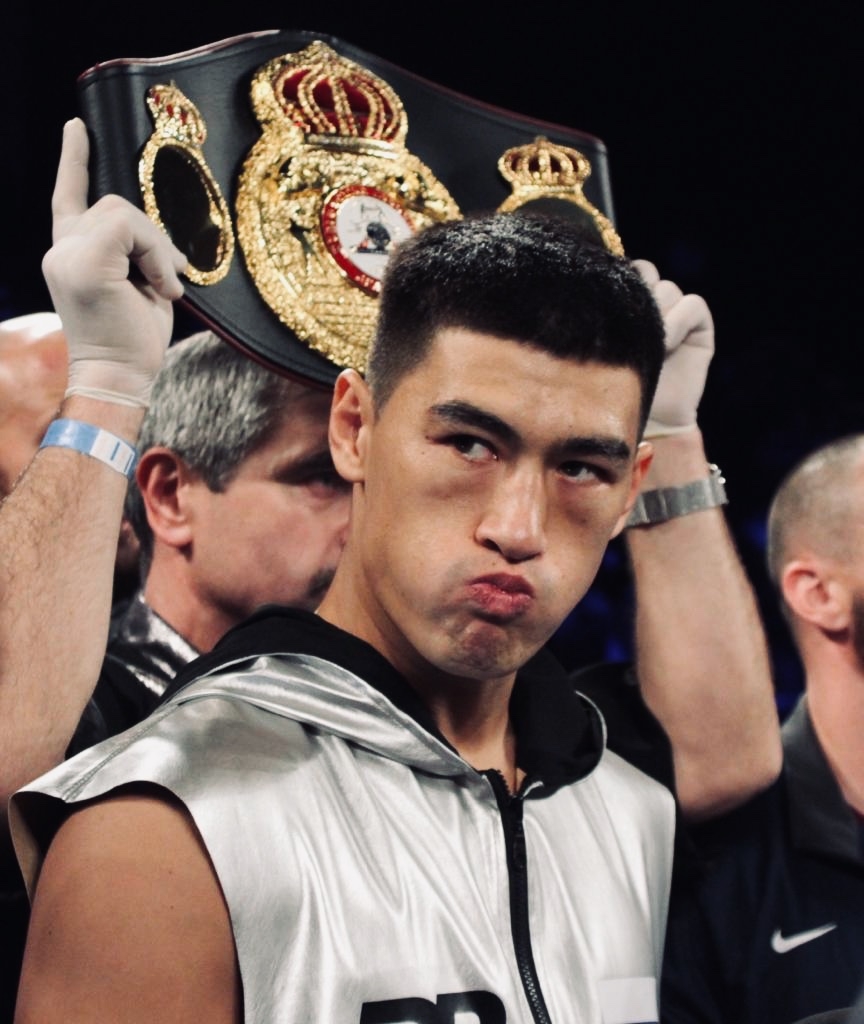 870x1030 Dmitry Bivol, Phone