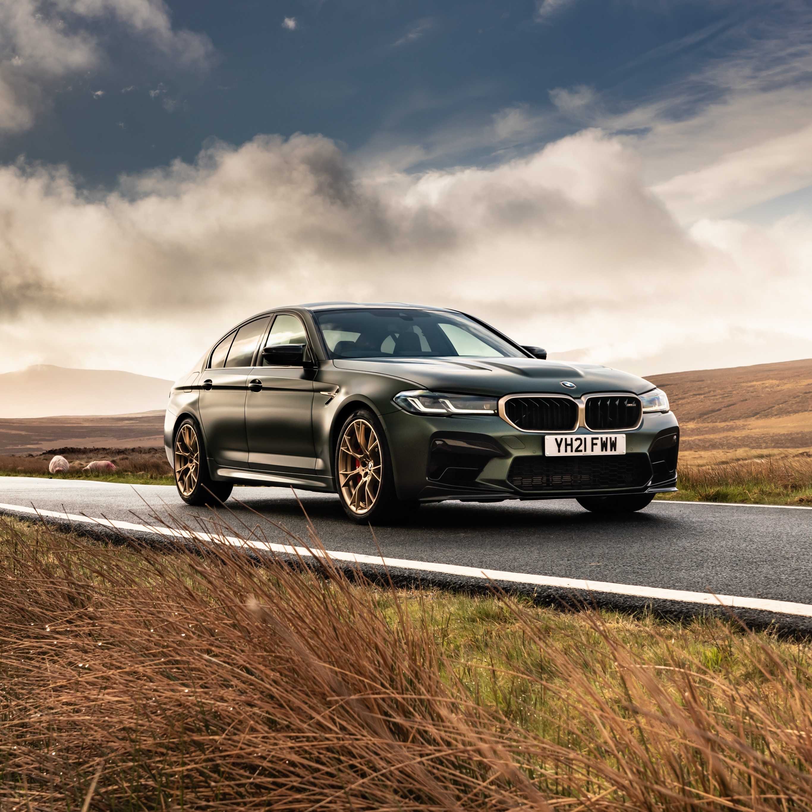 2740x2740 BMW M5 CS Wallpaper 4K, High Performance Sedan, Cars, Phone