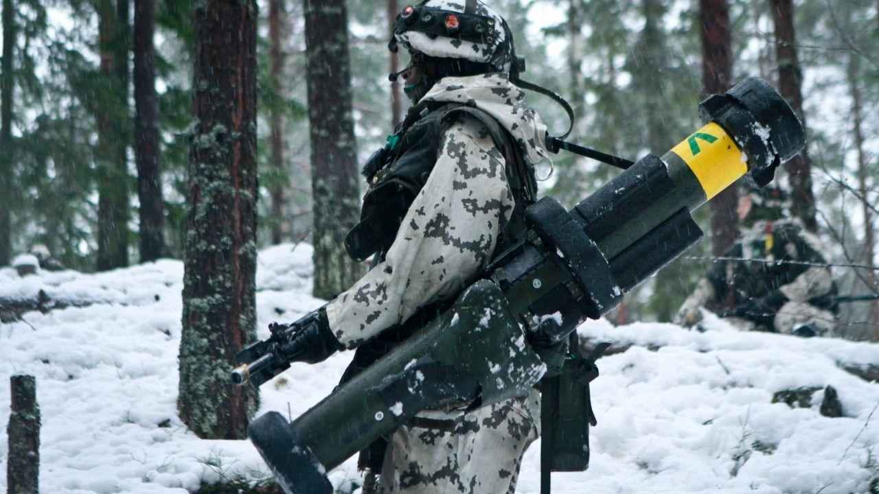 1280x720 Wallpaper army, soldier, Finnish Defence Forces, rocket launcher, Desktop