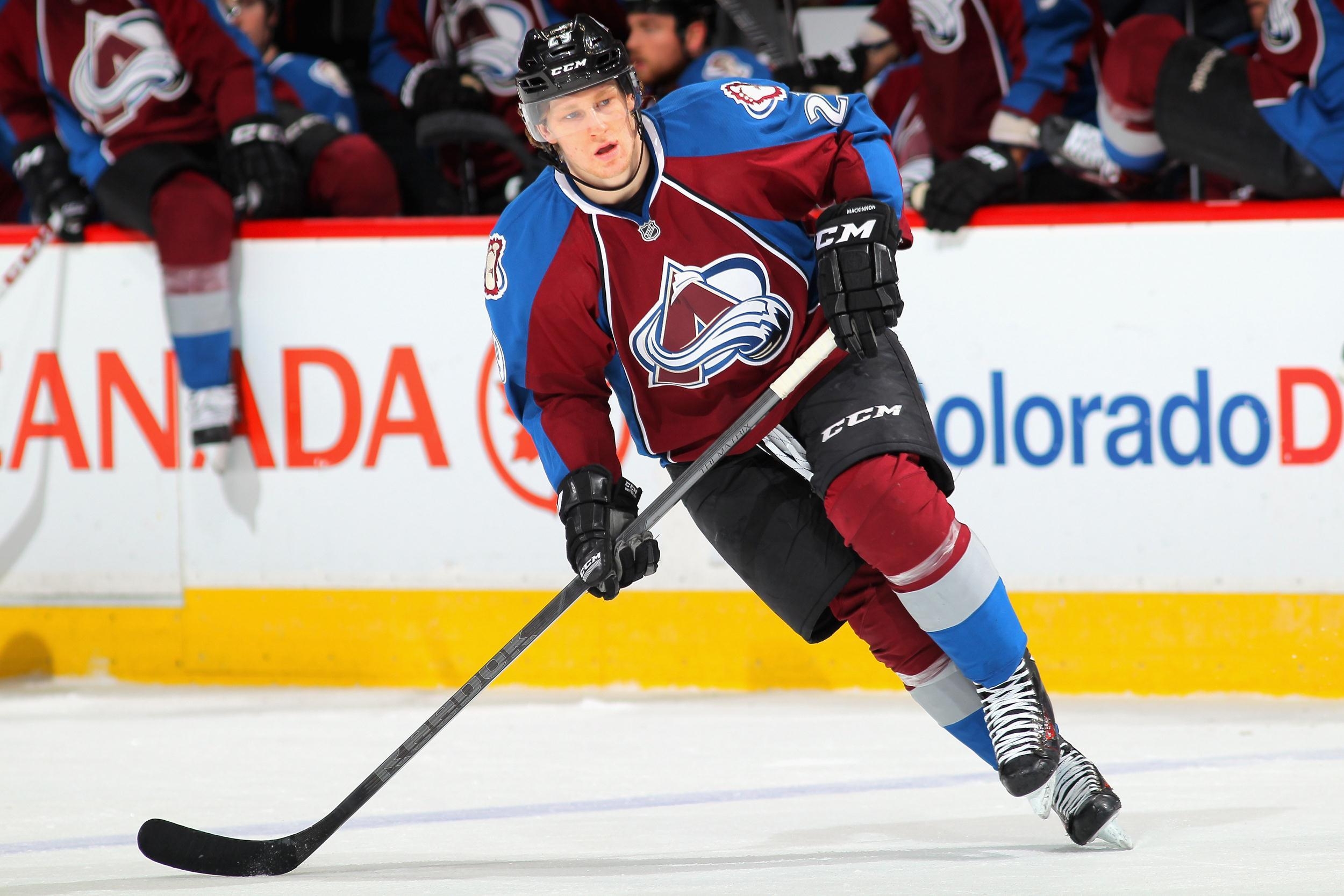 2500x1670 Colorado Avalanche Rookie Nathan MacKinnon Breaks Gretzky Record, Desktop