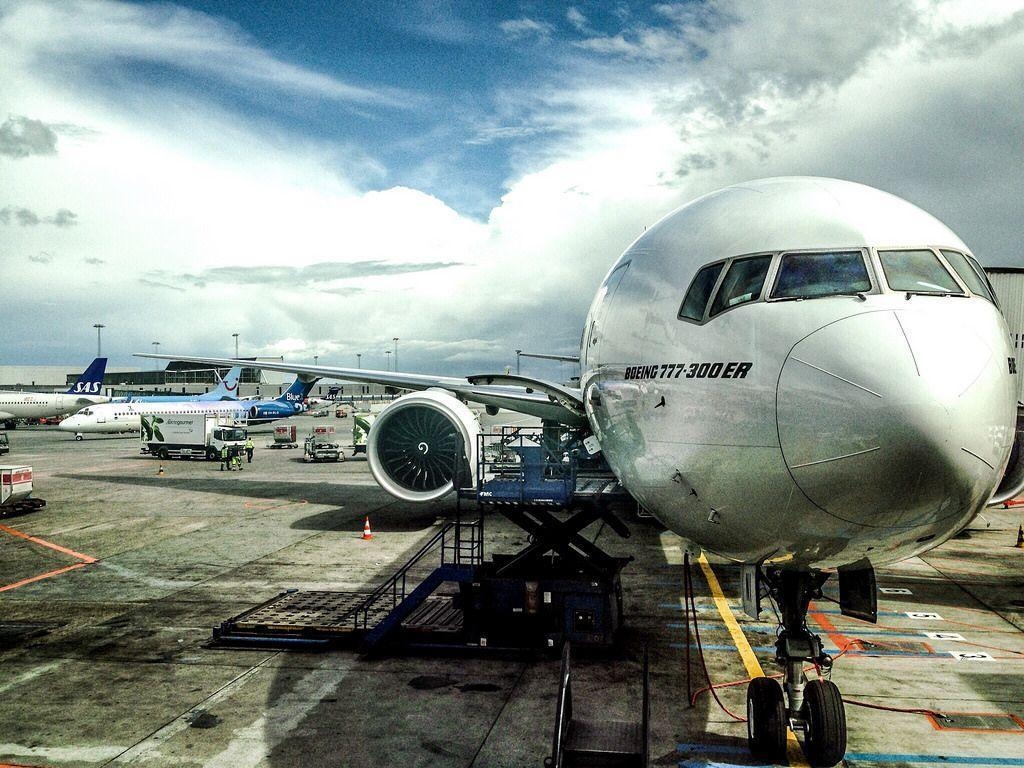 1030x770 Emirates Boeing 777 300ER Ready For Departure To Dubai, Desktop