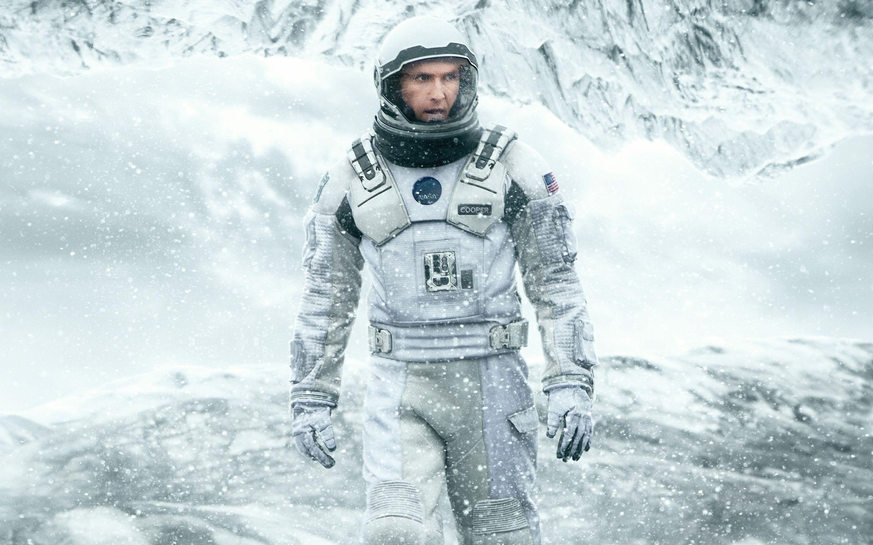 2880x1800 Matthew McConaughey in Interstellar Wallpaper, Desktop