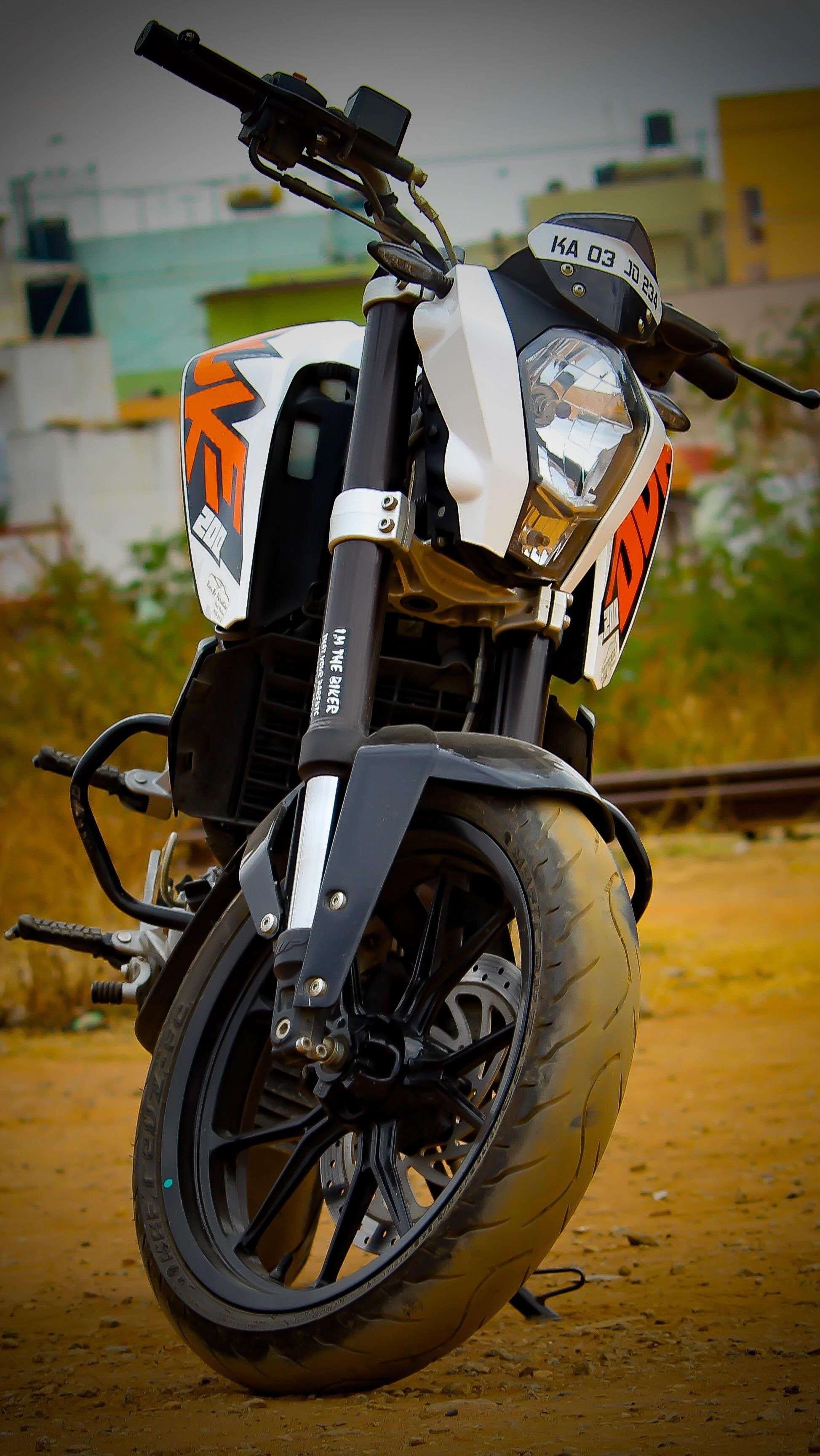 1950x3460 Wallpaper Ktm Rc 200 White Colour, Phone