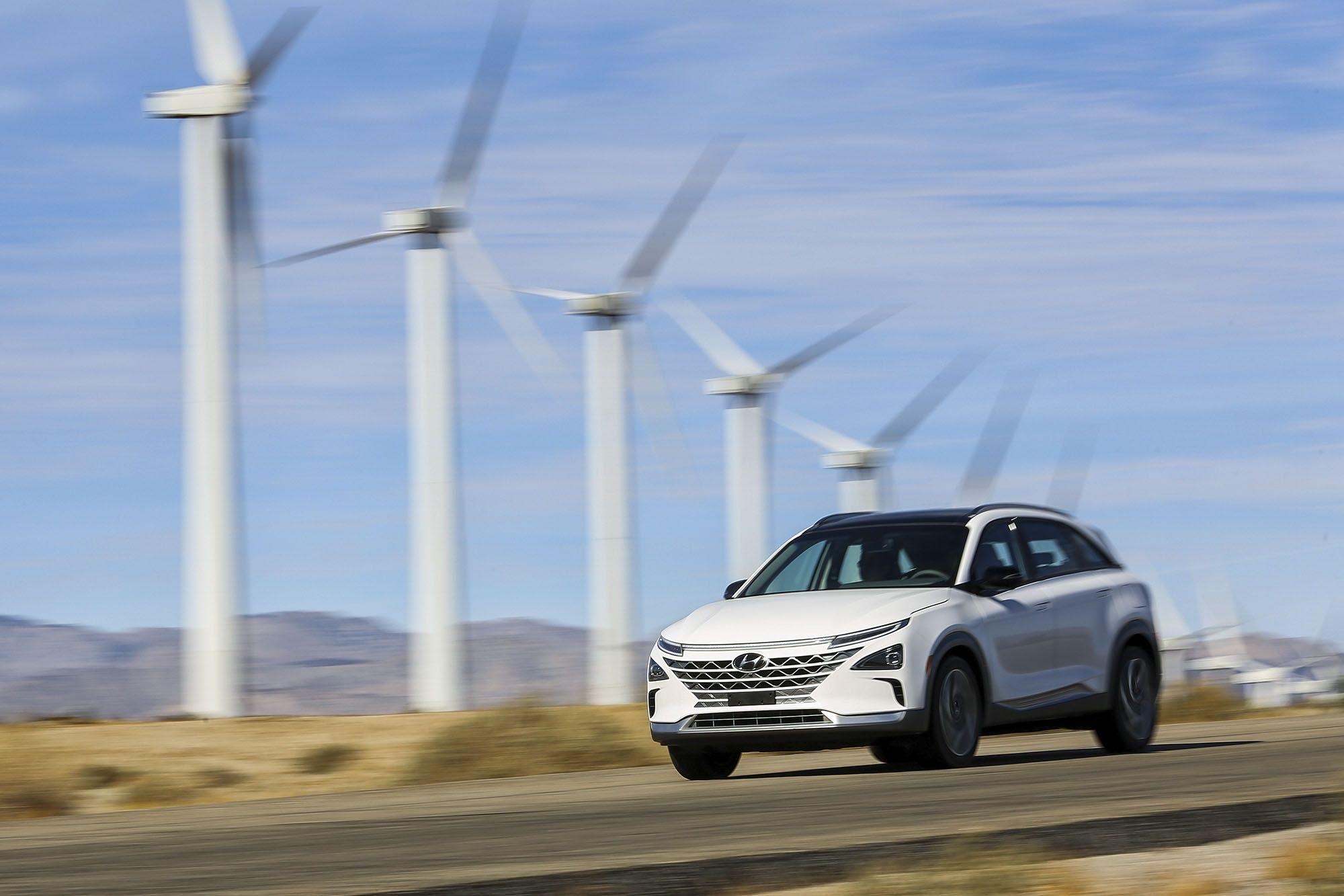 2000x1340 Hyundai's Hydrogen Powered Nexo Has Better Mileage Than A Tesla, Desktop