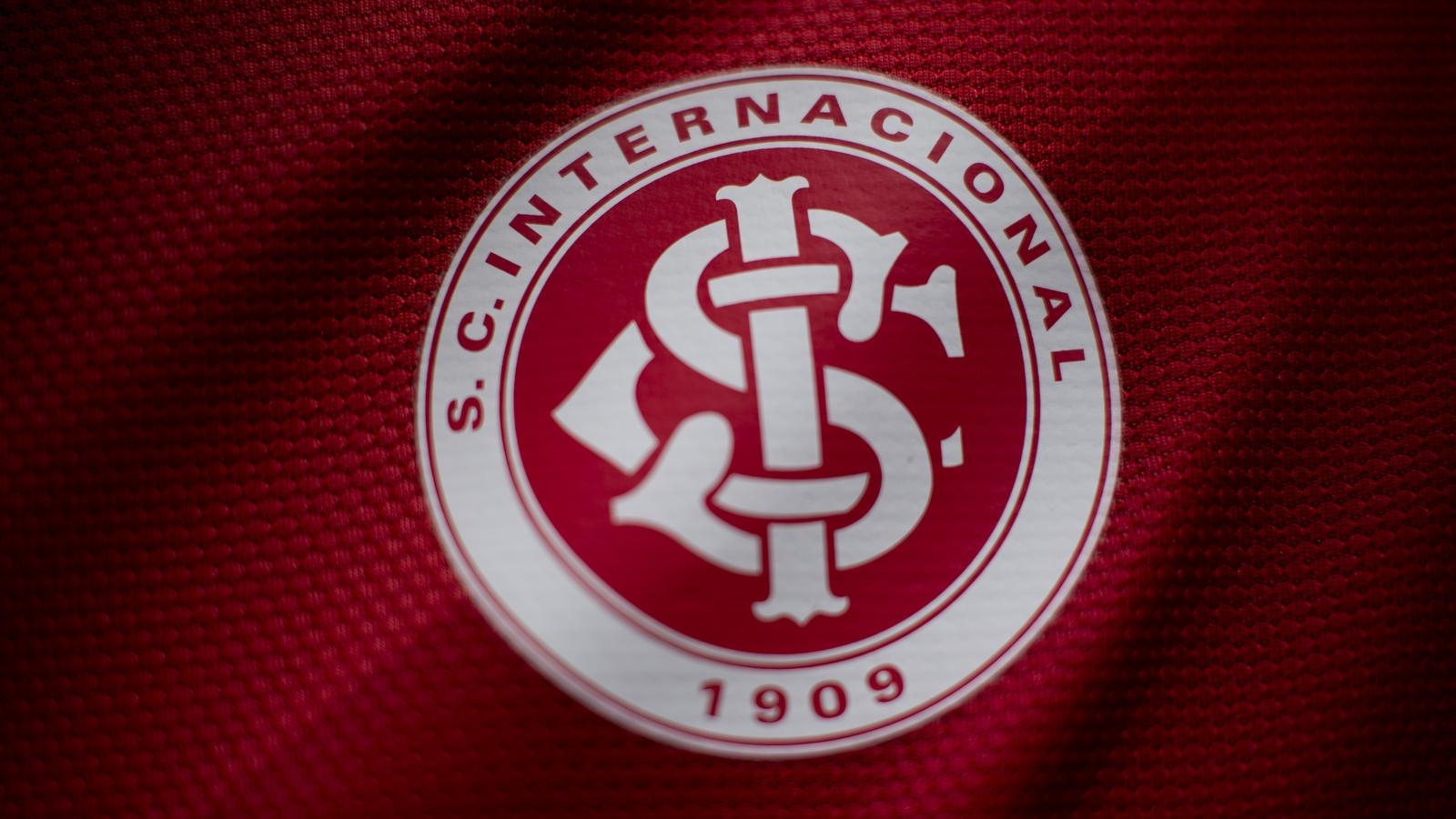 1600x900 S.C. Internacional celebrate 104th birthday with new home kit design, Desktop