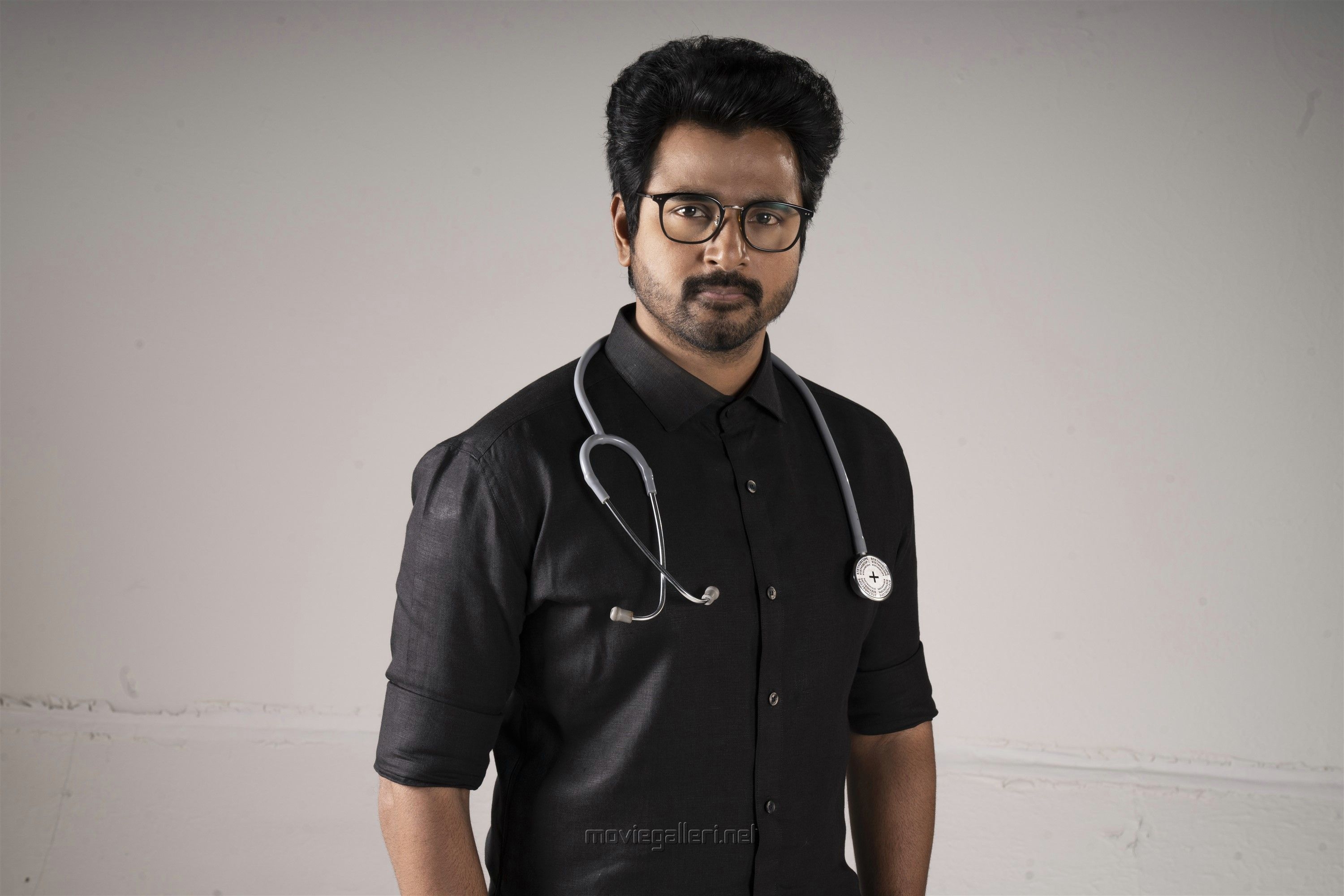 3000x2000 Sivakarthikeyan Doctor Movie HD Image Priyanka Mohan. New Movie Posters, Desktop