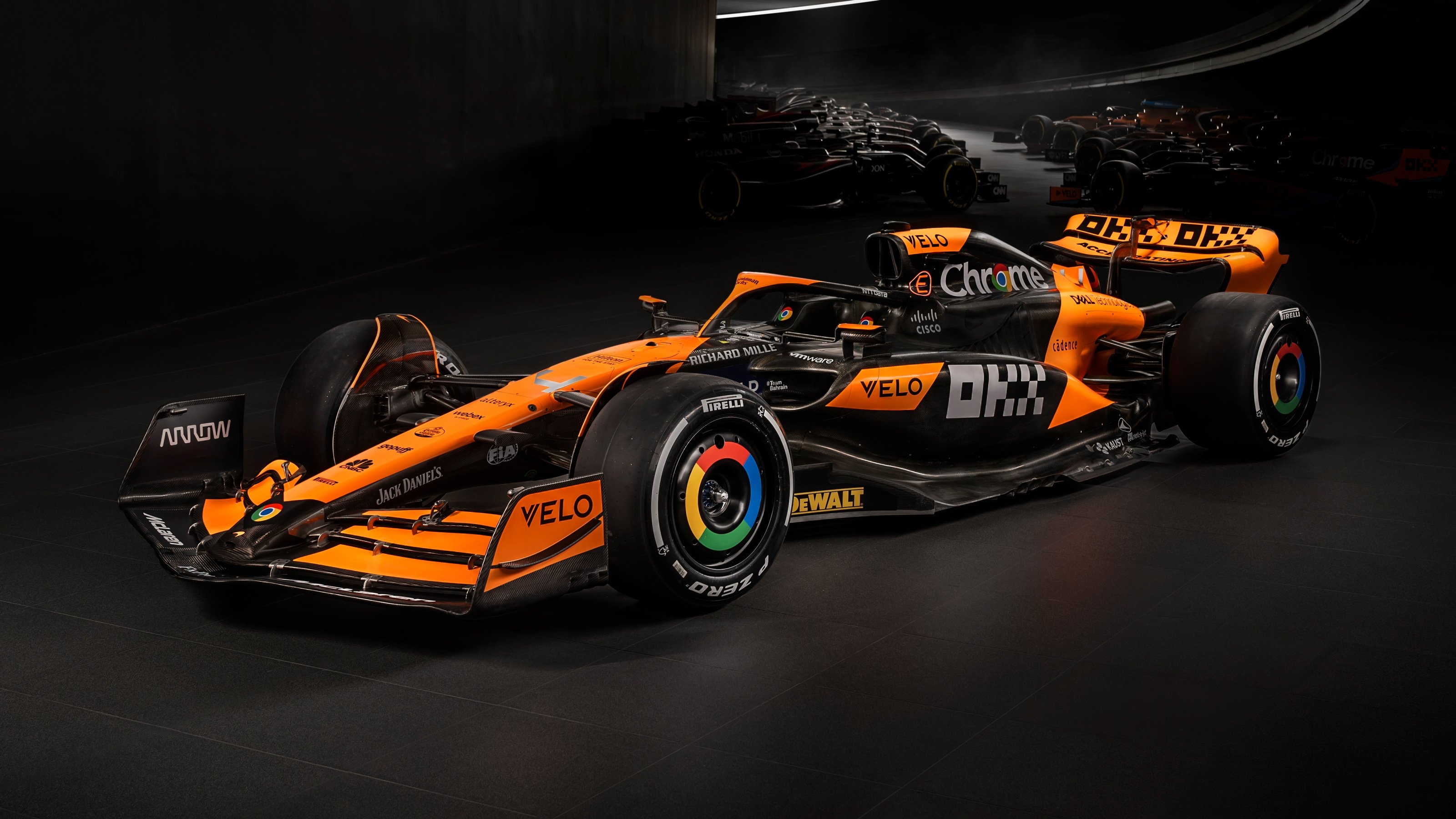 3200x1800 race to reveal its 2024 F1 livery, Desktop