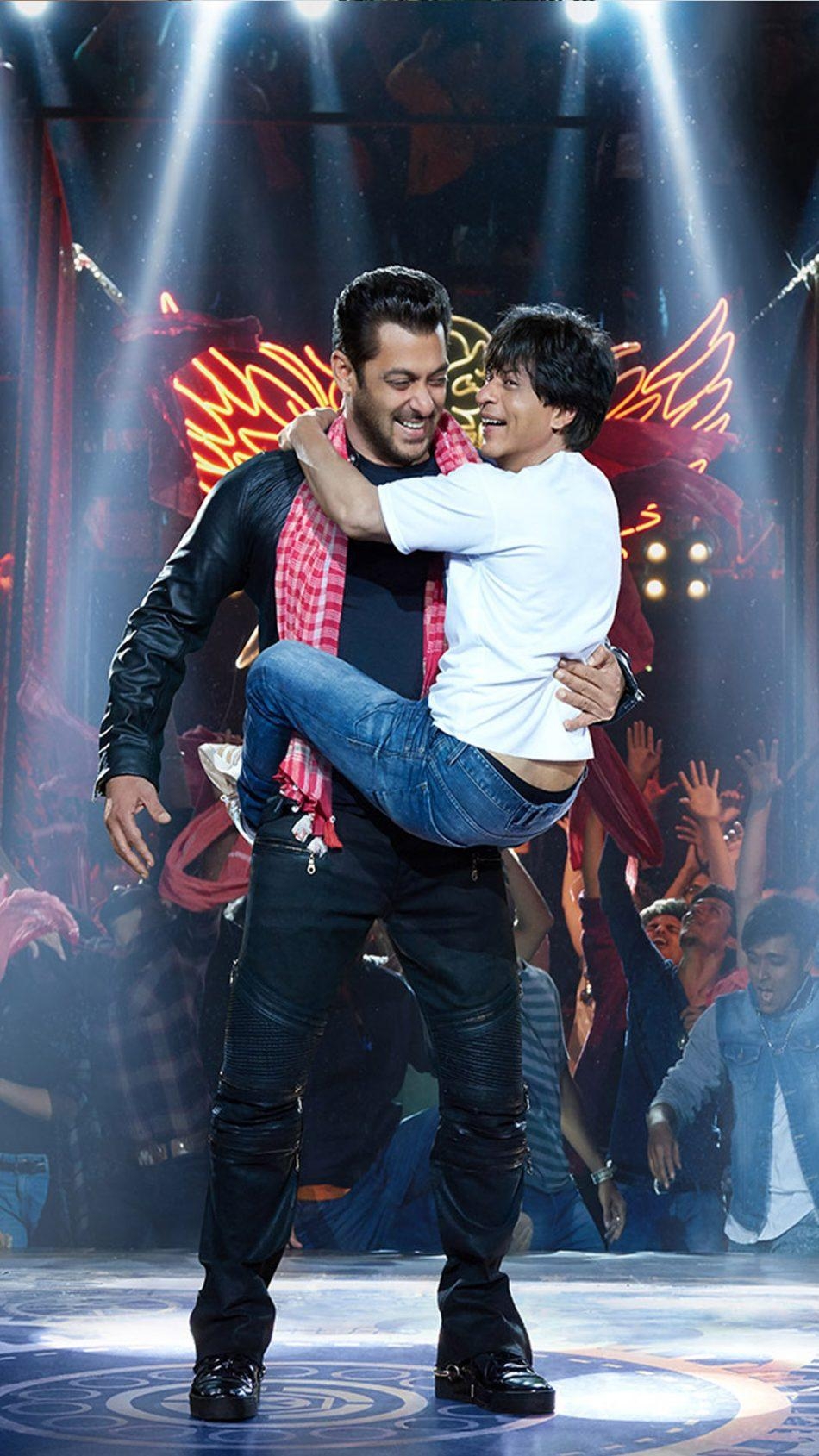 950x1690 Salman And Shahrukh In Zero Free 4K Ultra HD Mobile Wallpaper, Phone