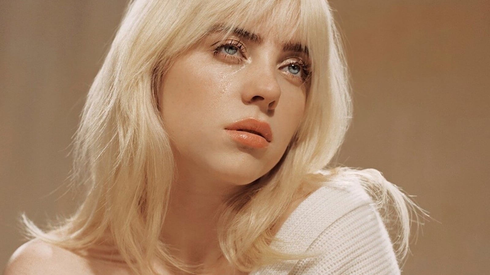 1600x900 Billie Eilish unveils blonde bombshell, Desktop