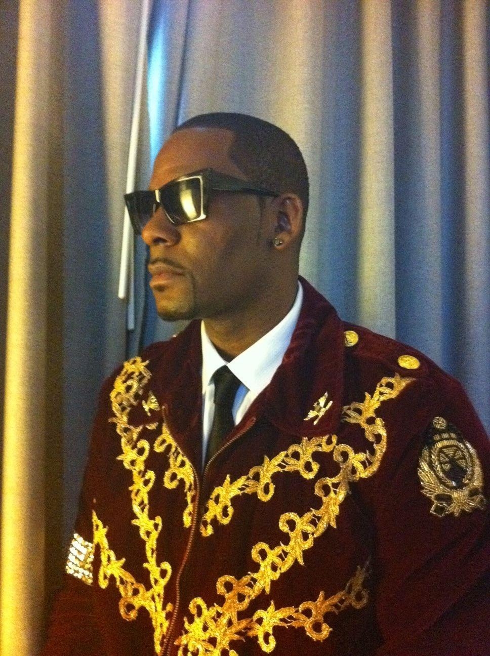 970x1300 Picture of R. Kelly Of Celebrities, Phone