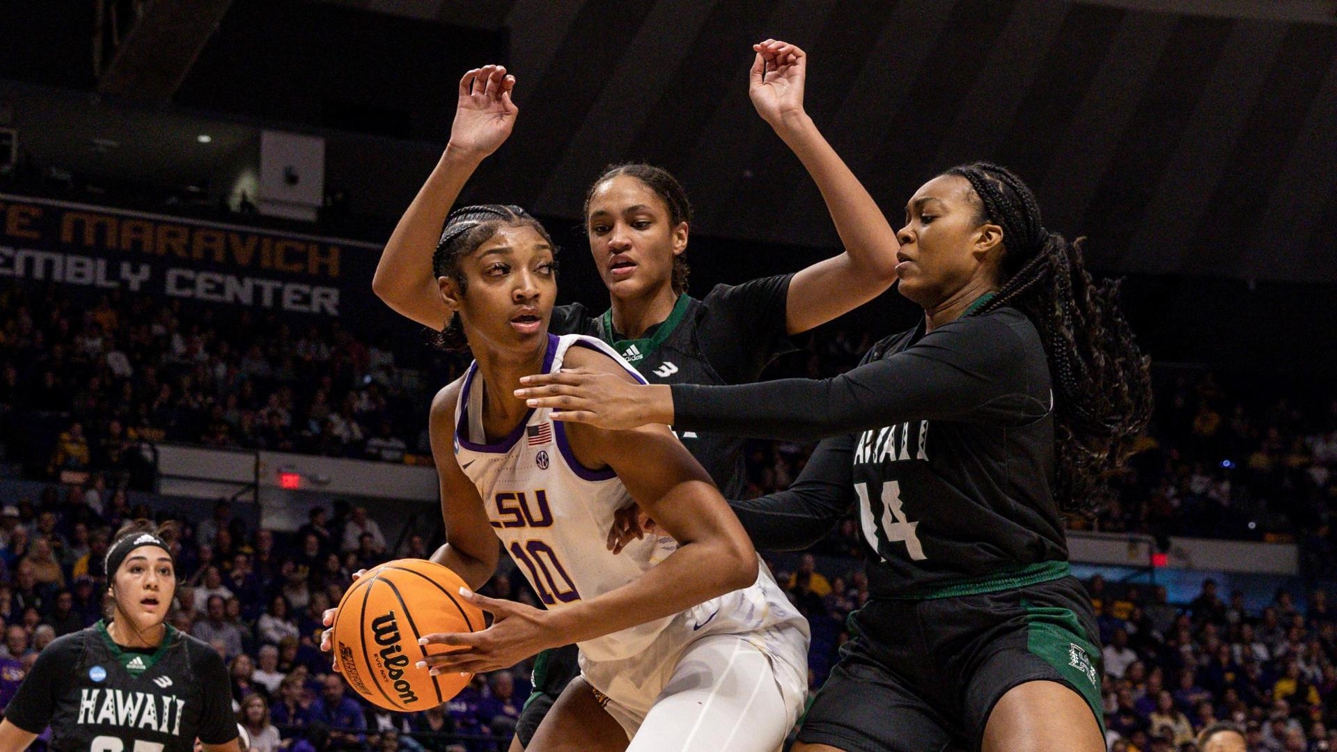 1920x1080 Angel Reese scores 34 as LSU cruises past Hawai'i, Desktop