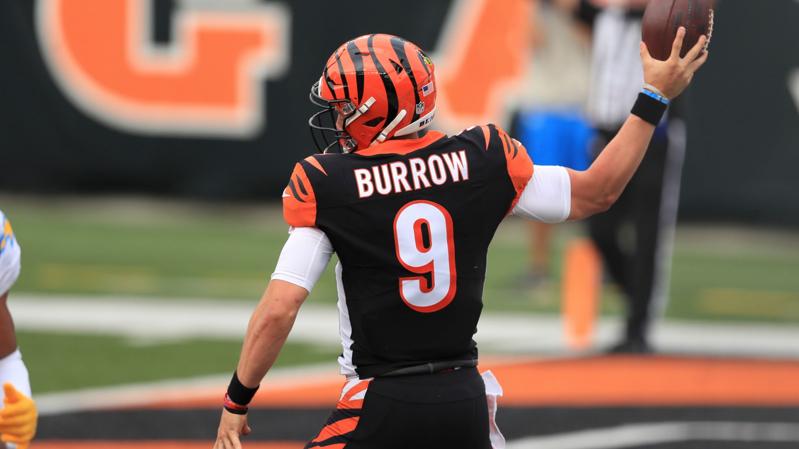 2560x1440 Burrow, Bengals hit road vs Browns on NFL's 100th birthday. KRQE News 13, Desktop