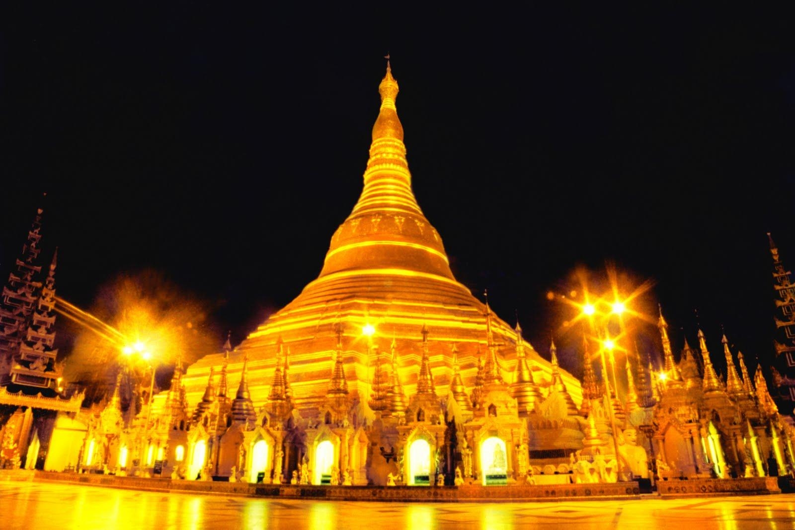 1600x1070 Shwedagon Wallpaper, Desktop