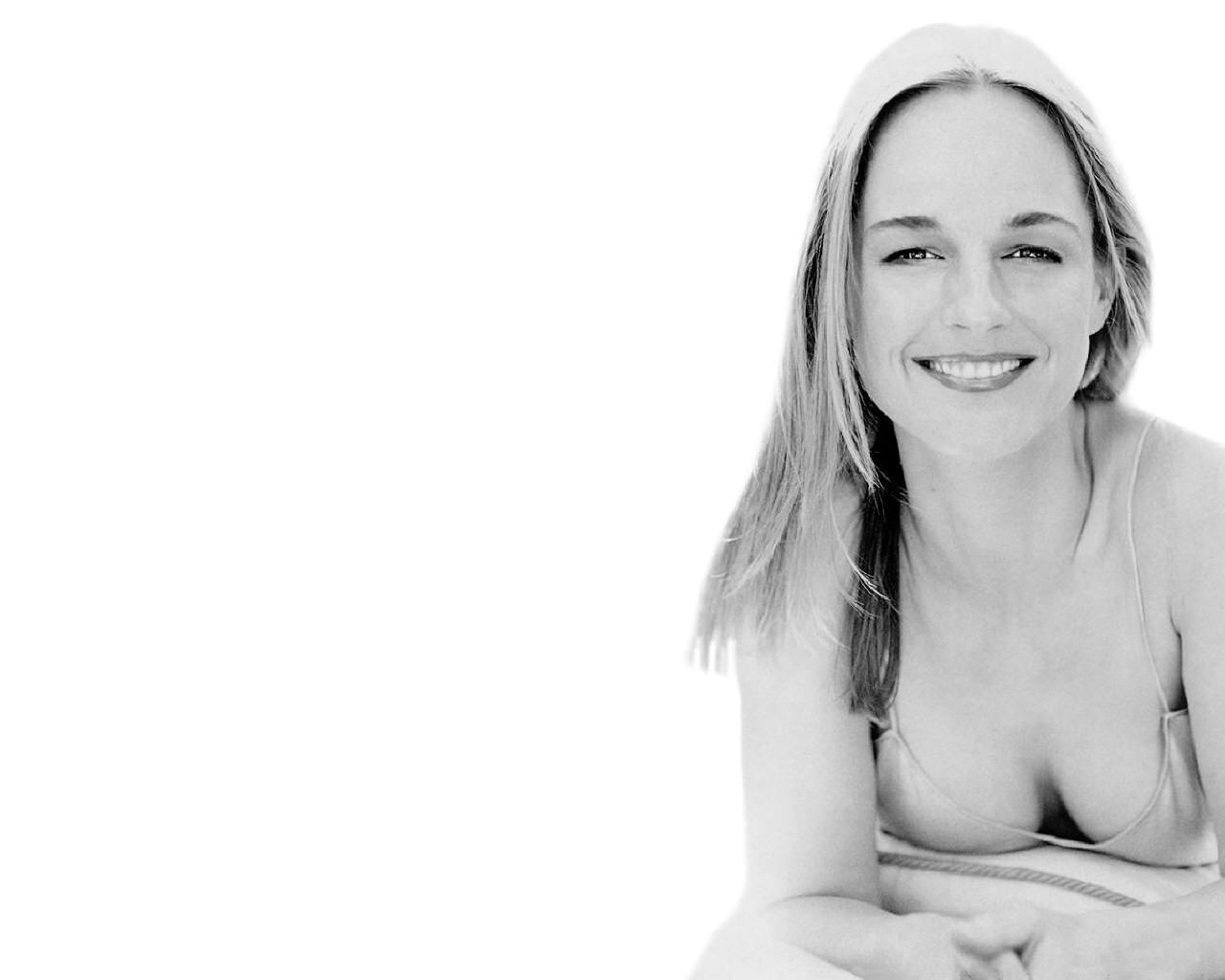 1280x1030 Helen Hunt wallpaperx1024, Desktop