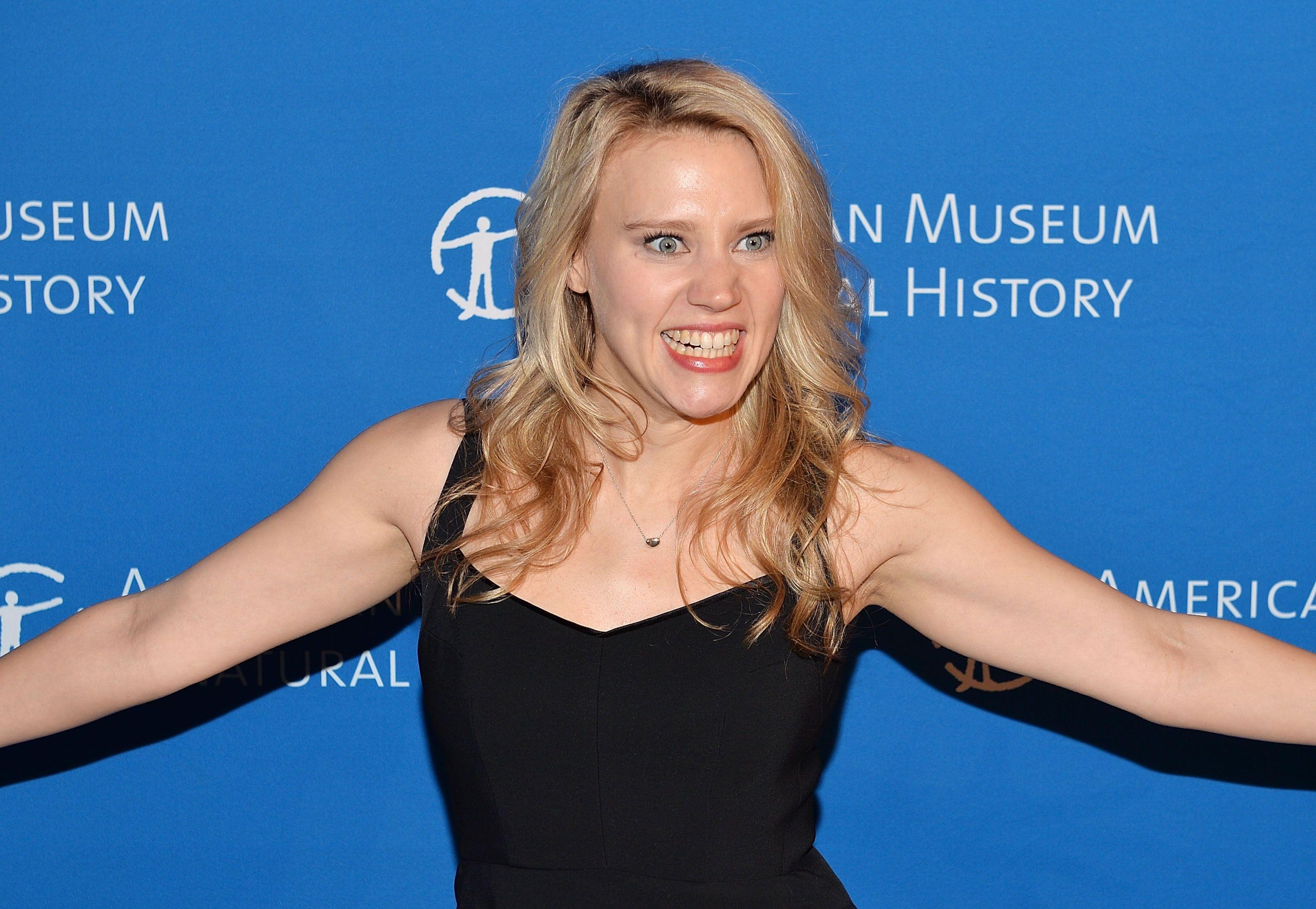 3000x2080 Kate McKinnon Comedian Wallpaper 57311  px, Desktop