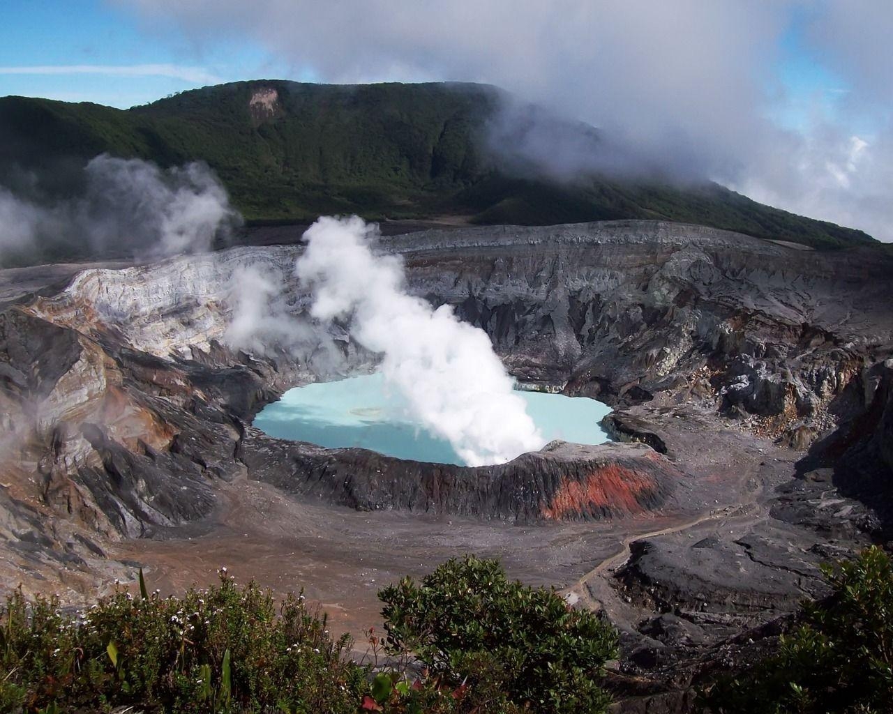 1280x1030 Poas Volcano Wallpaper Costa Rica World Wallpaper in jpg format, Desktop