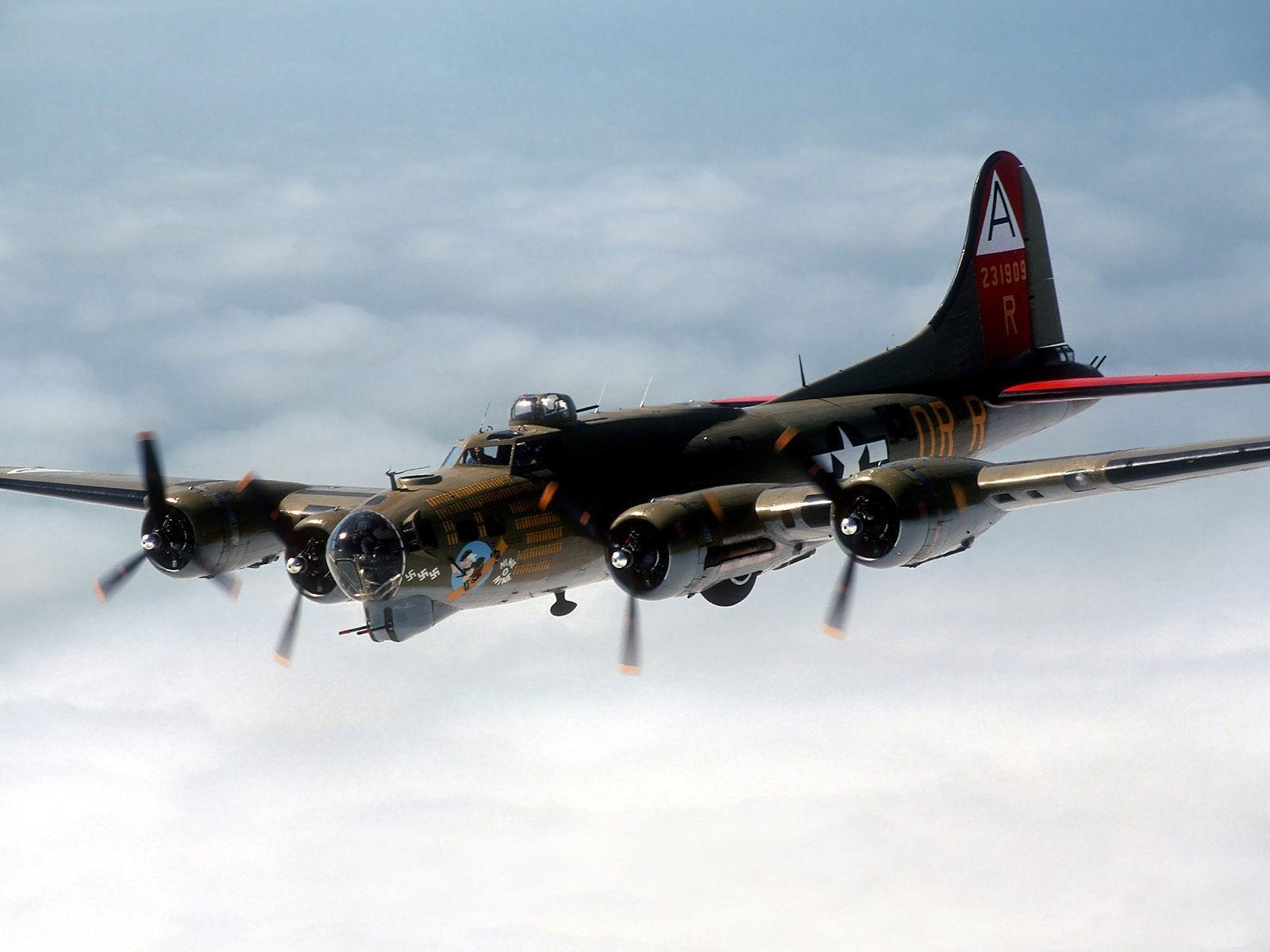 1600x1200 B 17 Flying Fortress wallpaper. B 17 Flying Fortress, Desktop