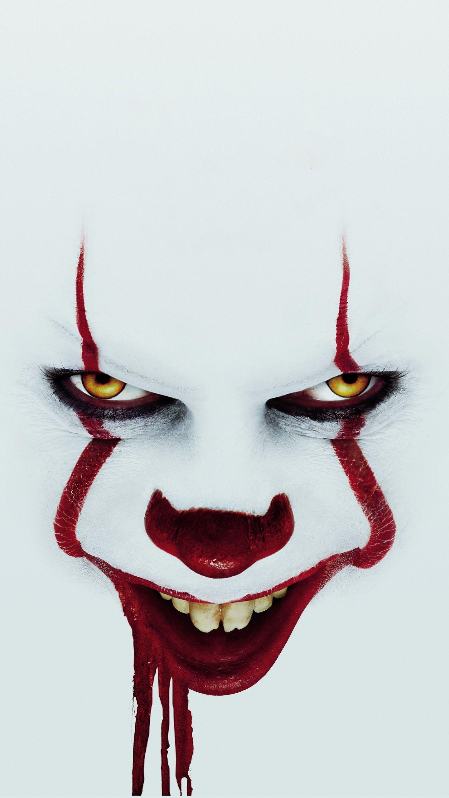 1440x2560 WOMAN BURNS PENNYWISE(IT) DOLL THAT LANDS IN HER BACKYARD, Phone