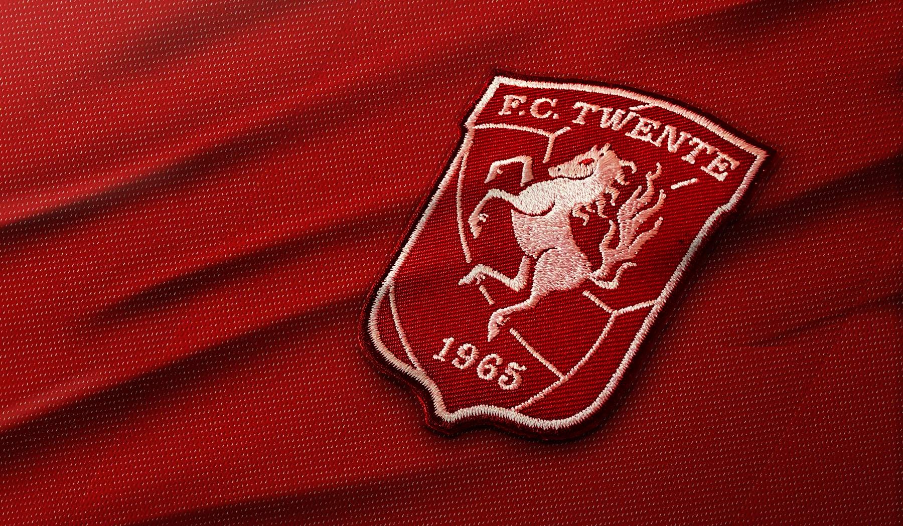 1800x1050 FC Twente total branding, Desktop