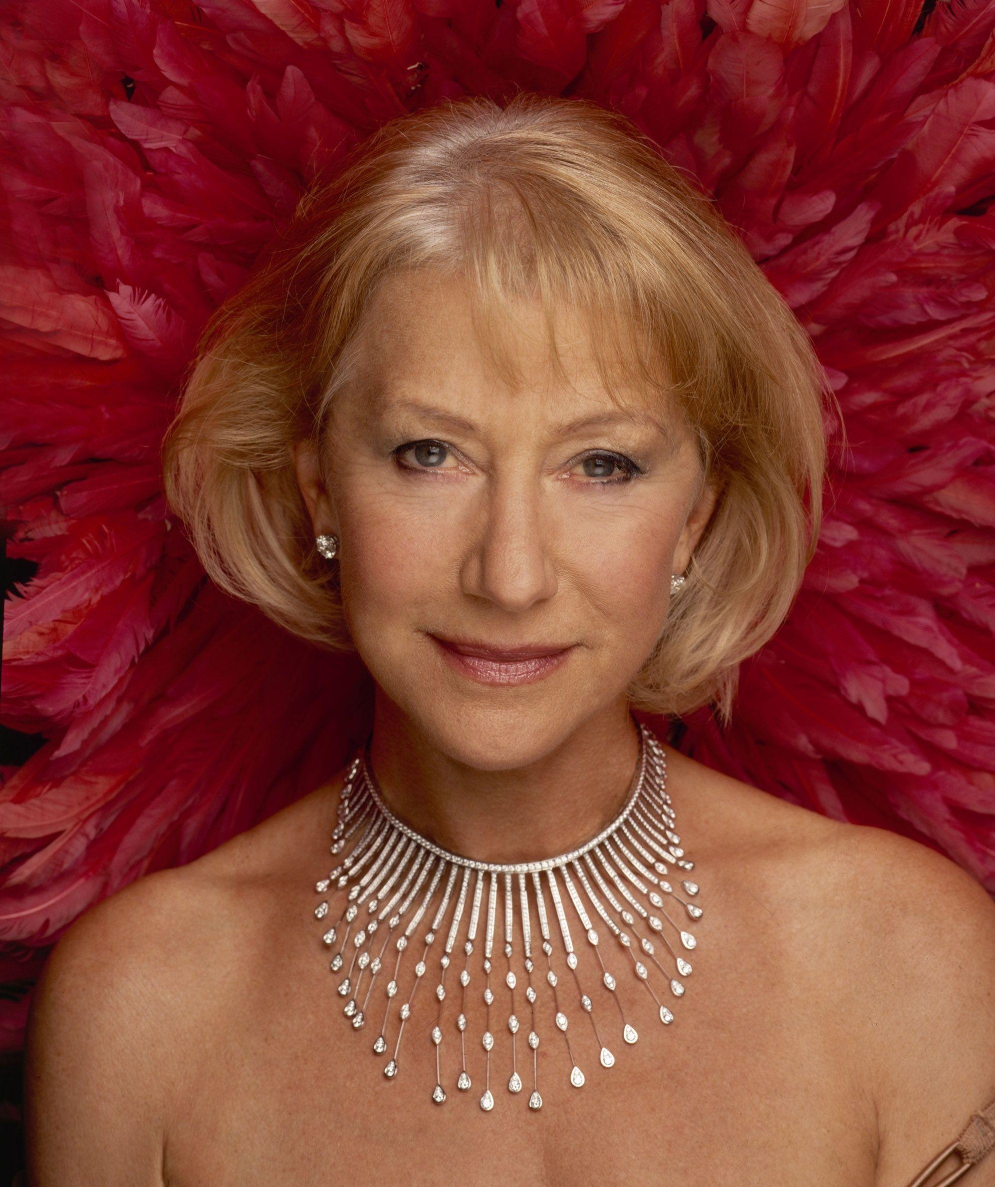 2000x2380 Helen Mirren for showing that you can be elegant and beautiful at, Phone