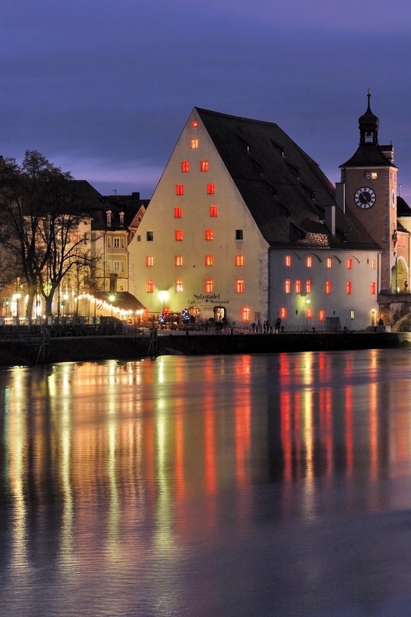 800x1200 Download wallpaper  universitat regensburg, germany, evening, Phone