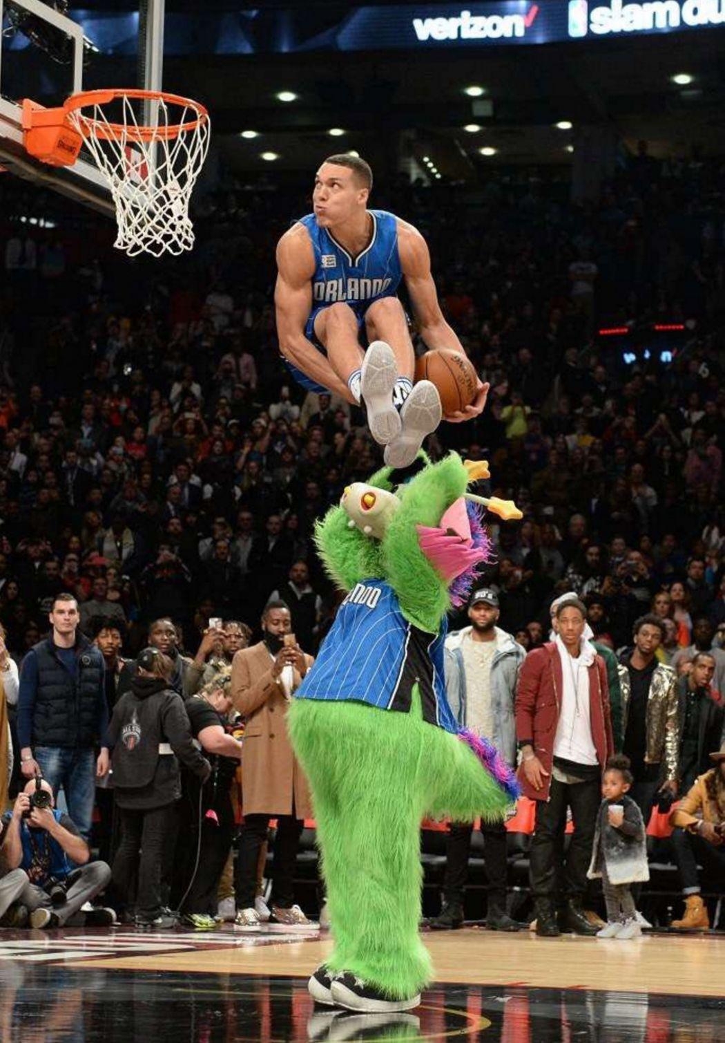 1050x1510 Aaron Gordon 2016 Slam Dunk Contest. Best dunk ever. Wow. NBA, Phone