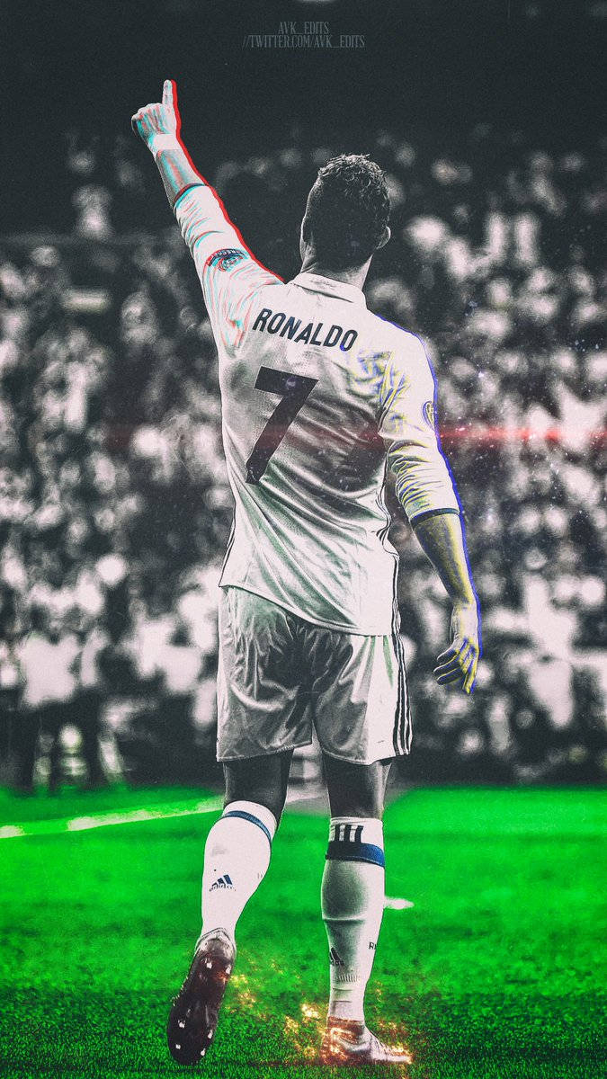 680x1200 Download Cristiano Ronaldo Glitch Artwork Wallpaper, Phone