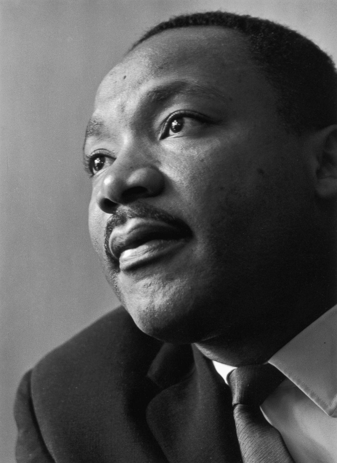 1170x1600 Martin Luther King Jr: A Life in Picture Photo, Phone