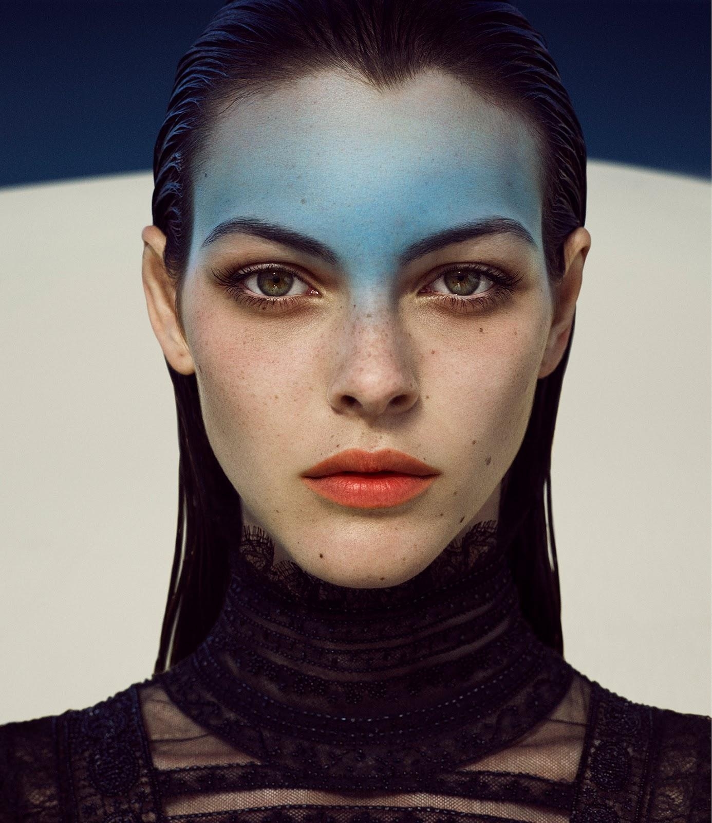 1390x1600 Vittoria Ceretti in Vogue Italia July 2017 by Luigi & Iango, Phone