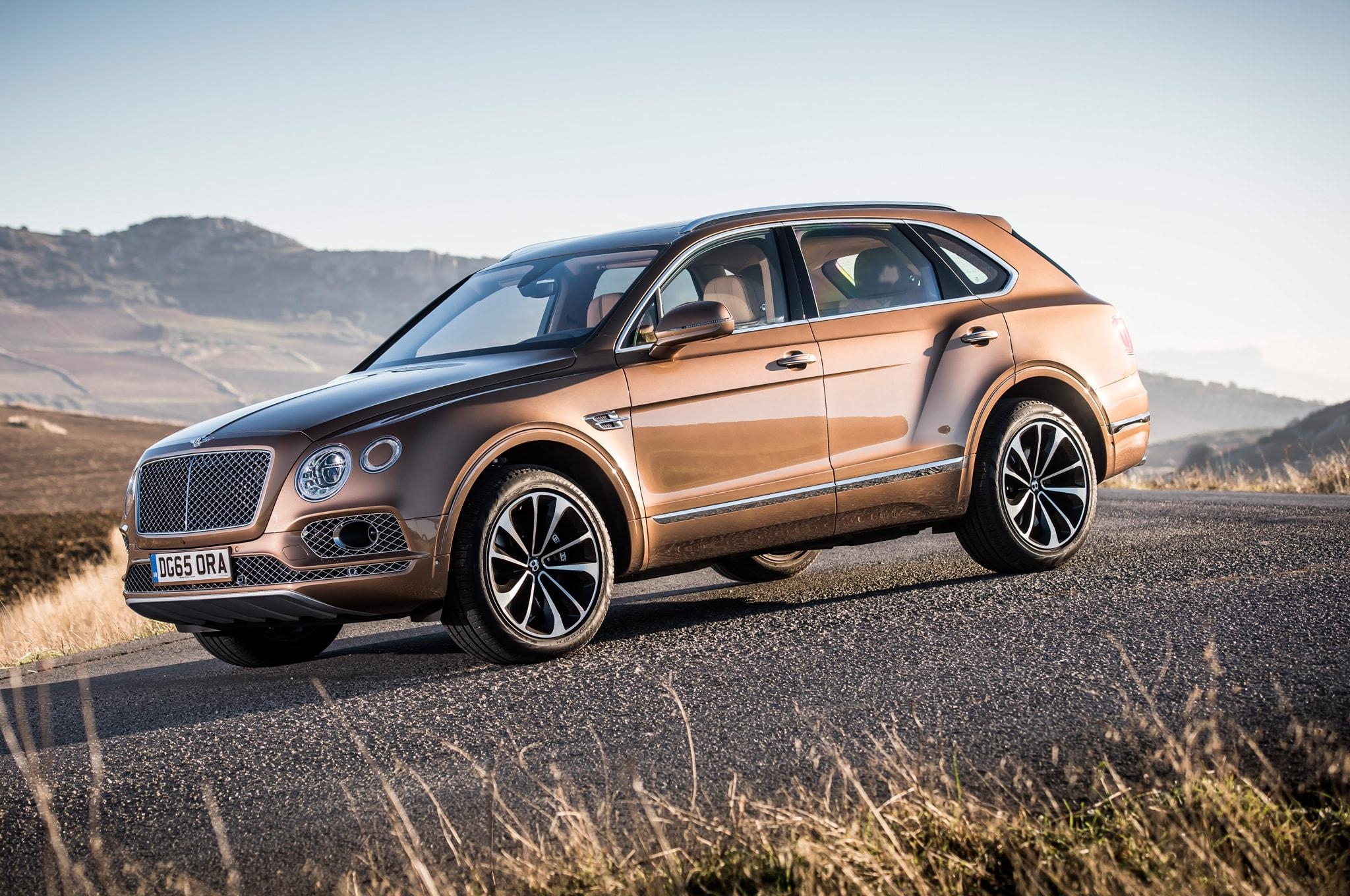 2050x1360 Bentley Bentayga HD Wallpaperwallpaper.net, Desktop