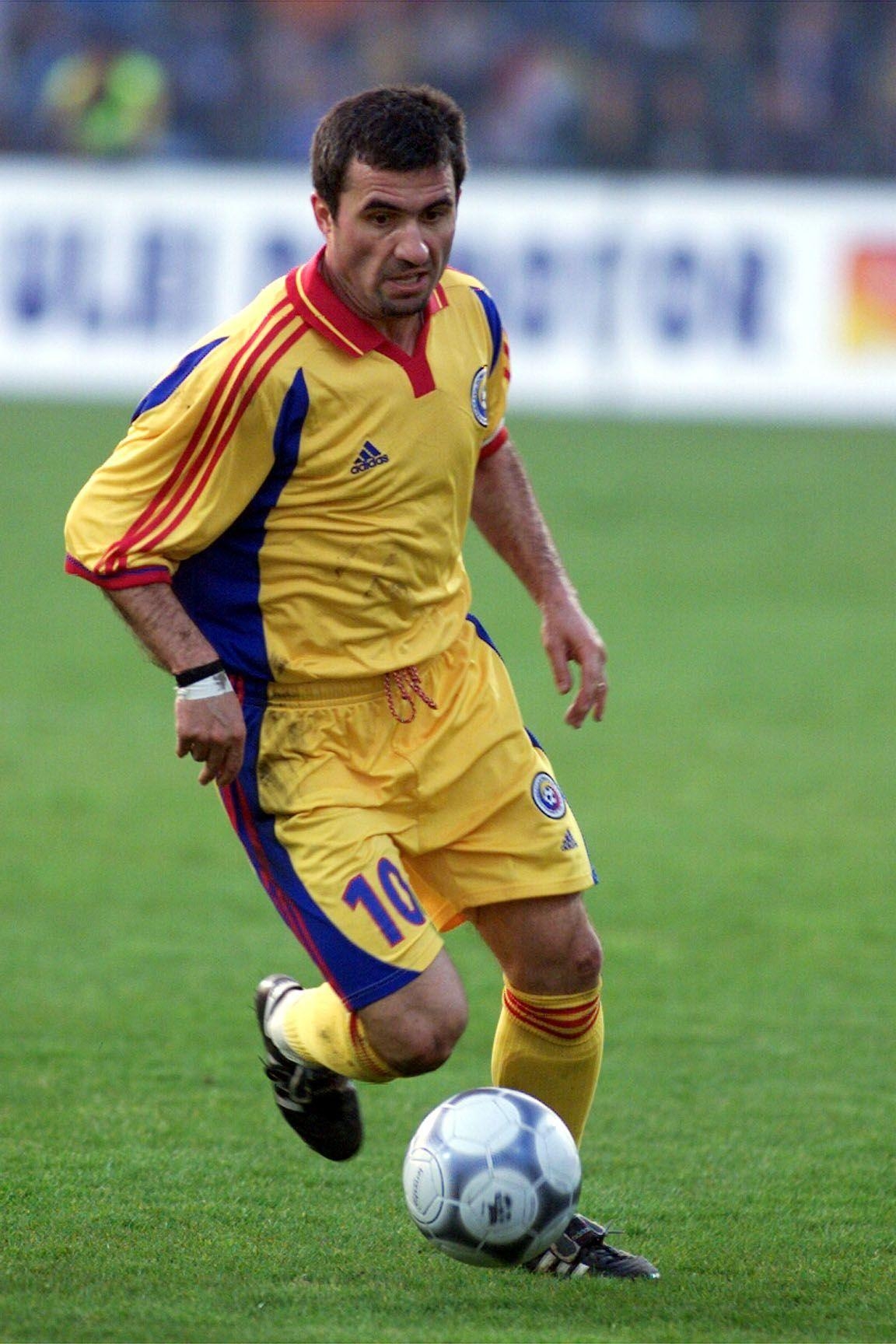 1160x1730 Carpathian Maradona - Gheorghe Hagi, he was very very good, Phone