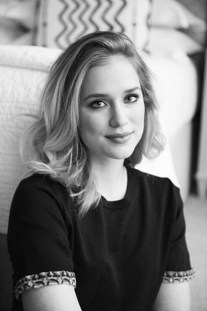 810x1200 Elizabeth Lail wallpaper, Phone