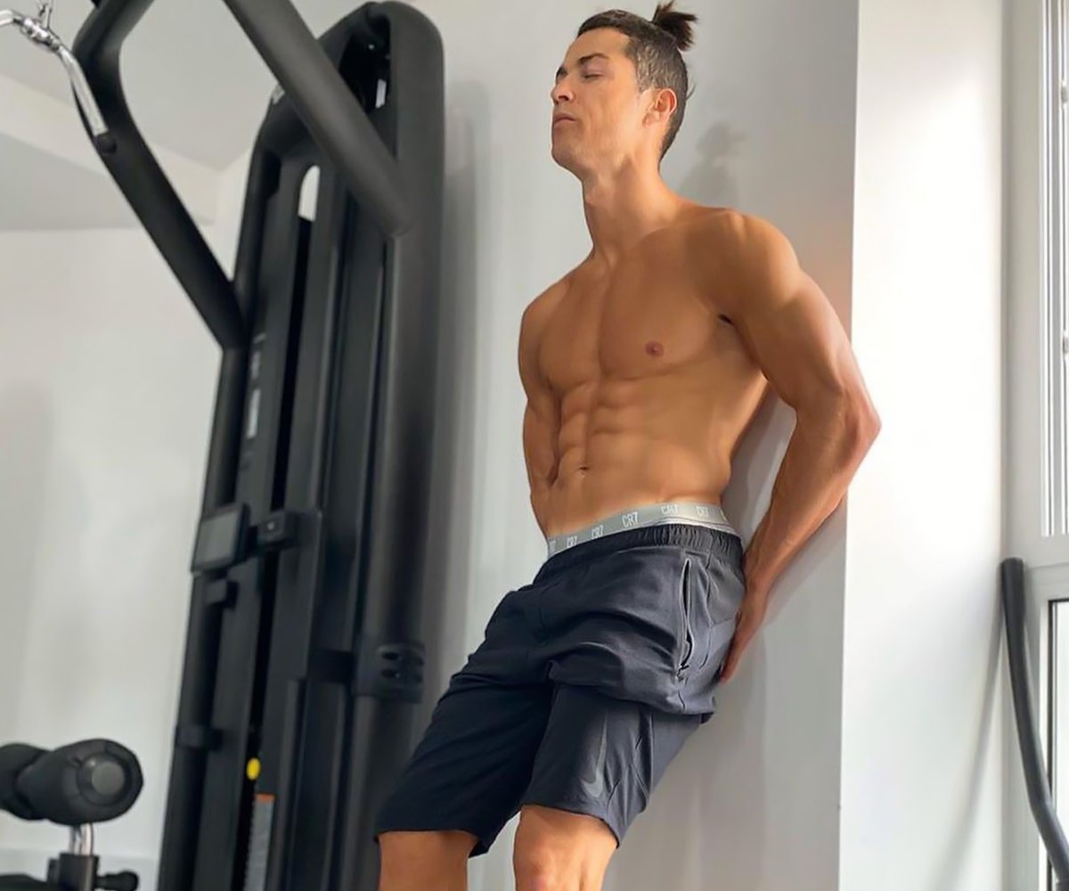 1200x1000 Cristiano Ronaldo Hot Shirtless Pics Are a Treat to the Sore Eyes, Desktop