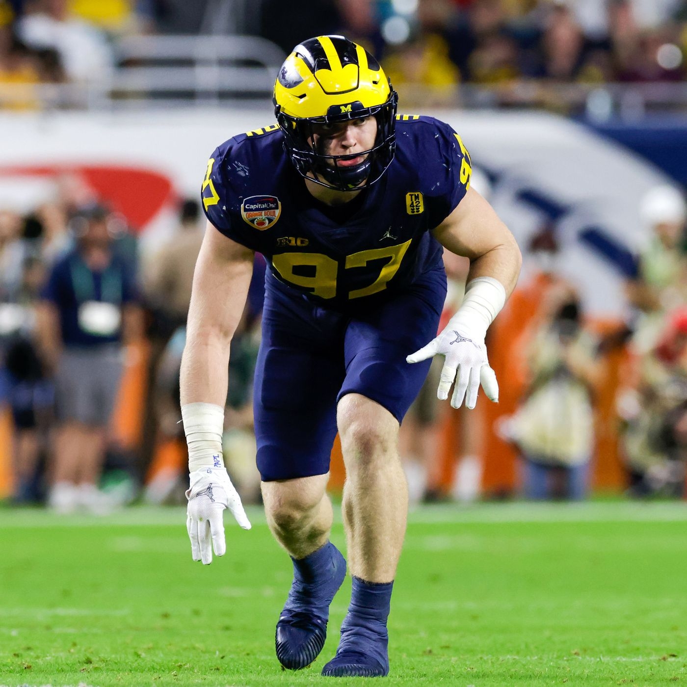 1400x1400 Aidan Hutchinson now heavy favorite to be 1st overall pick in 2022 NFL Draft Of Detroit, Phone