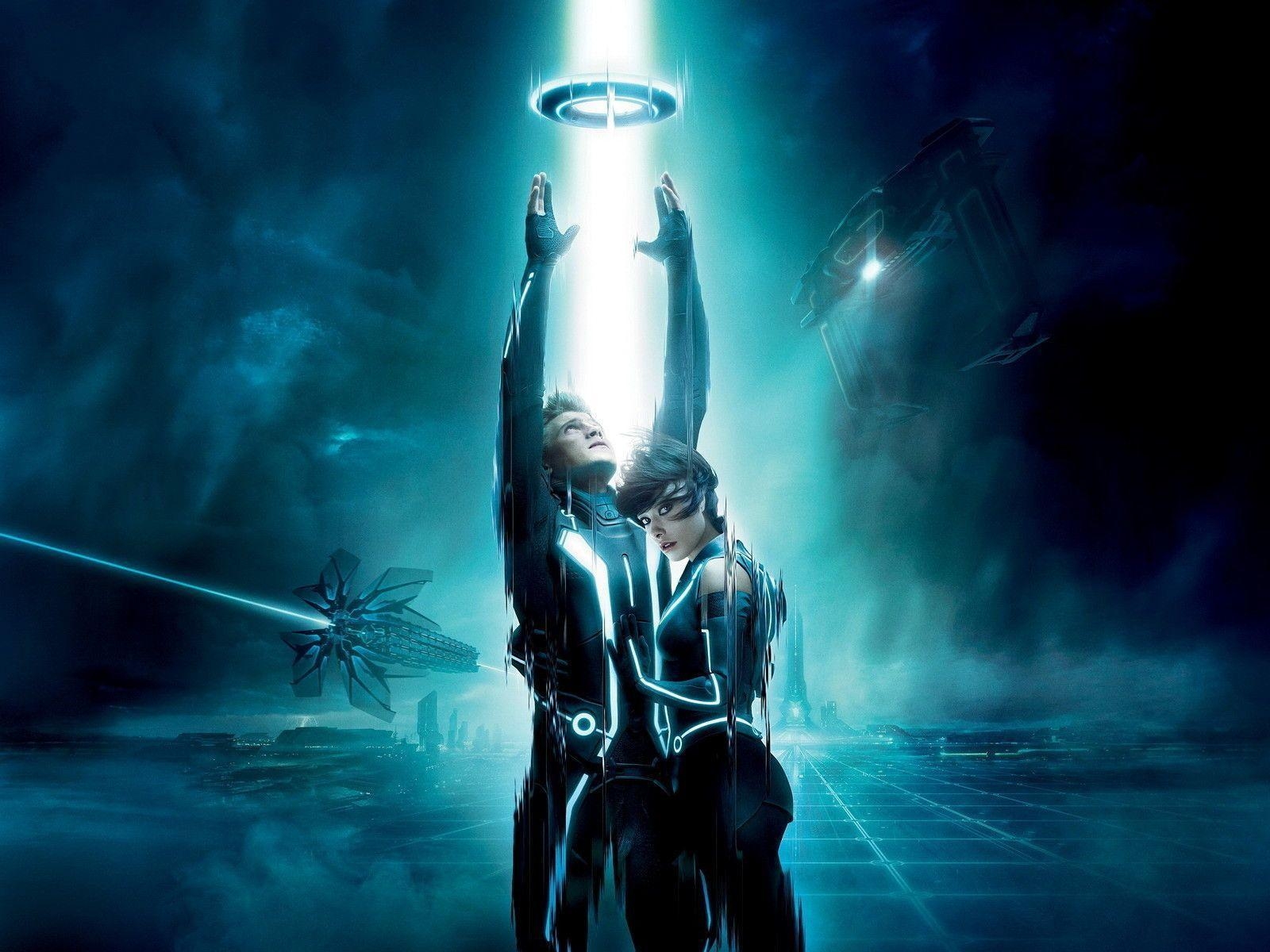 1600x1200 Tron Legacy Wallpaper, Tron, Garrett Hedlund, Sam Flynn, Olivia, Desktop