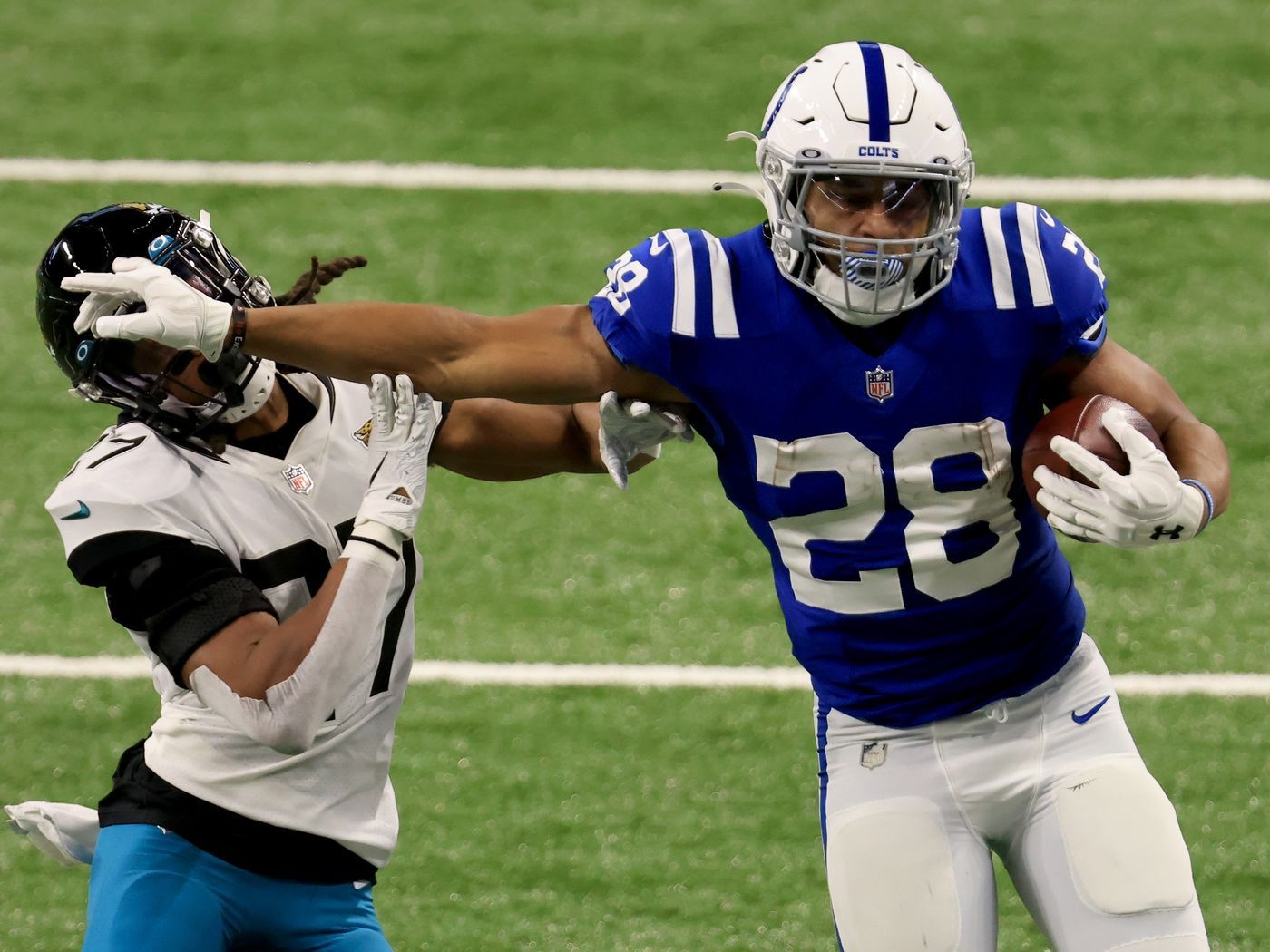 1400x1050 Colts RB Jonathan Taylor is a Finalist for the 2020 Pepsi Zero Sugar 'NFL Rookie of the Year Award', Desktop