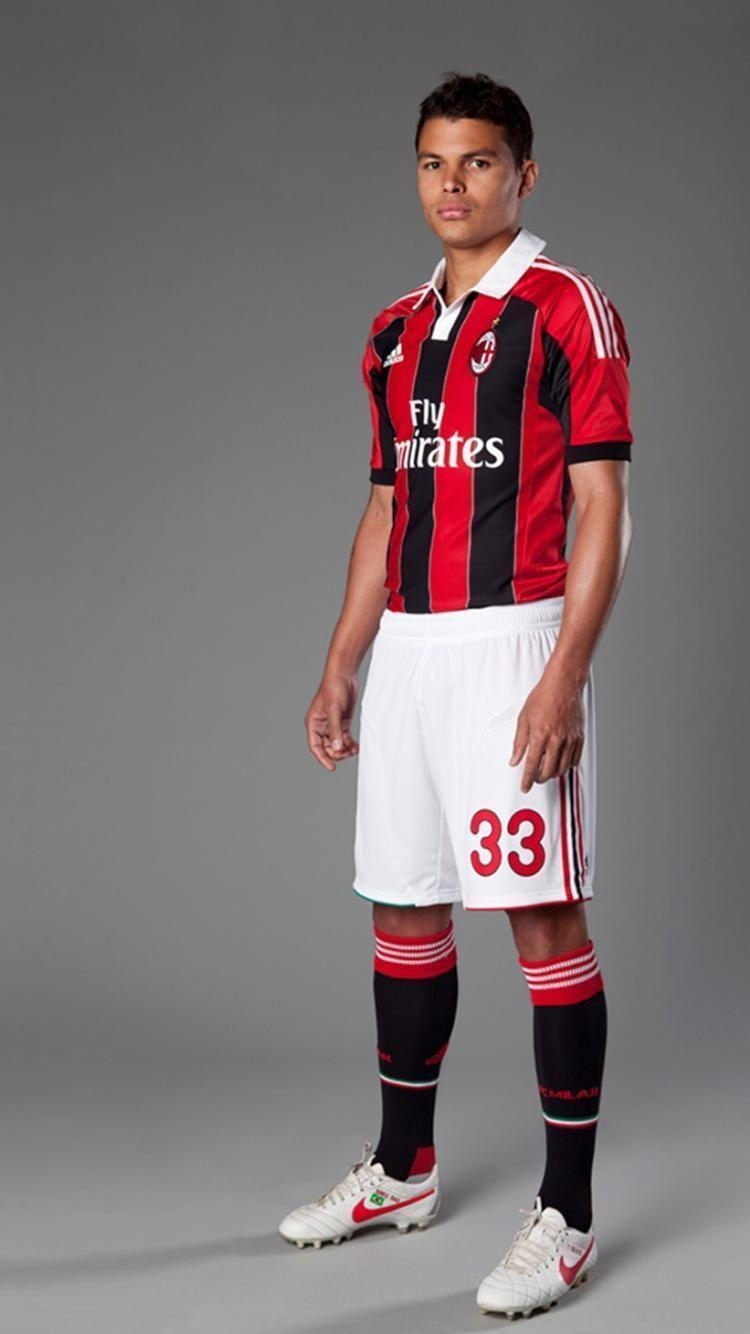 750x1340 Thiago silva fc milan football player wallpaper, Phone