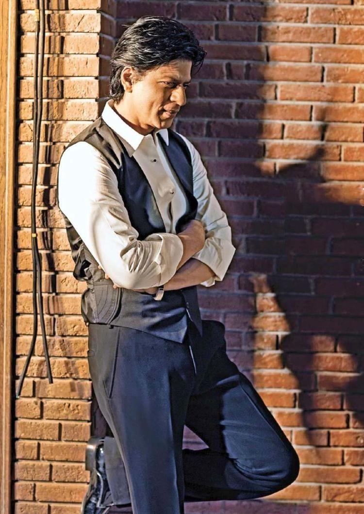 750x1060 shahrukh Khan iPhone Wallpaper Download Free, Phone