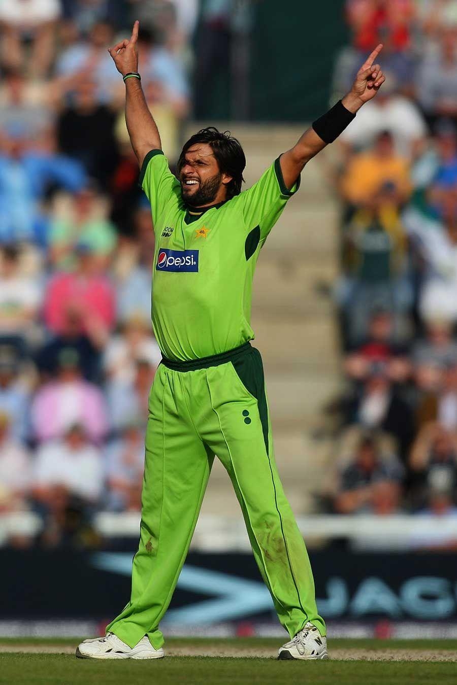 900x1350 Shahid Afridi HD Wallpaper 2013 Live Scores, Cricket. HD, Phone