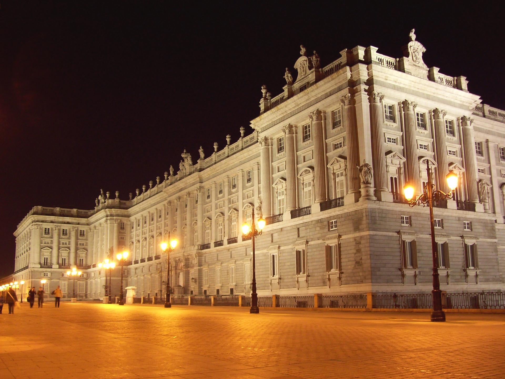 1920x1440 The Royal Palace of Madrid. Erasmus blog Madrid, Spain, Desktop