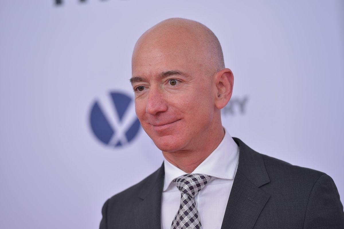 1200x800 Jeff Bezos' net worth hit $105 billion. What good will the Amazon, Desktop