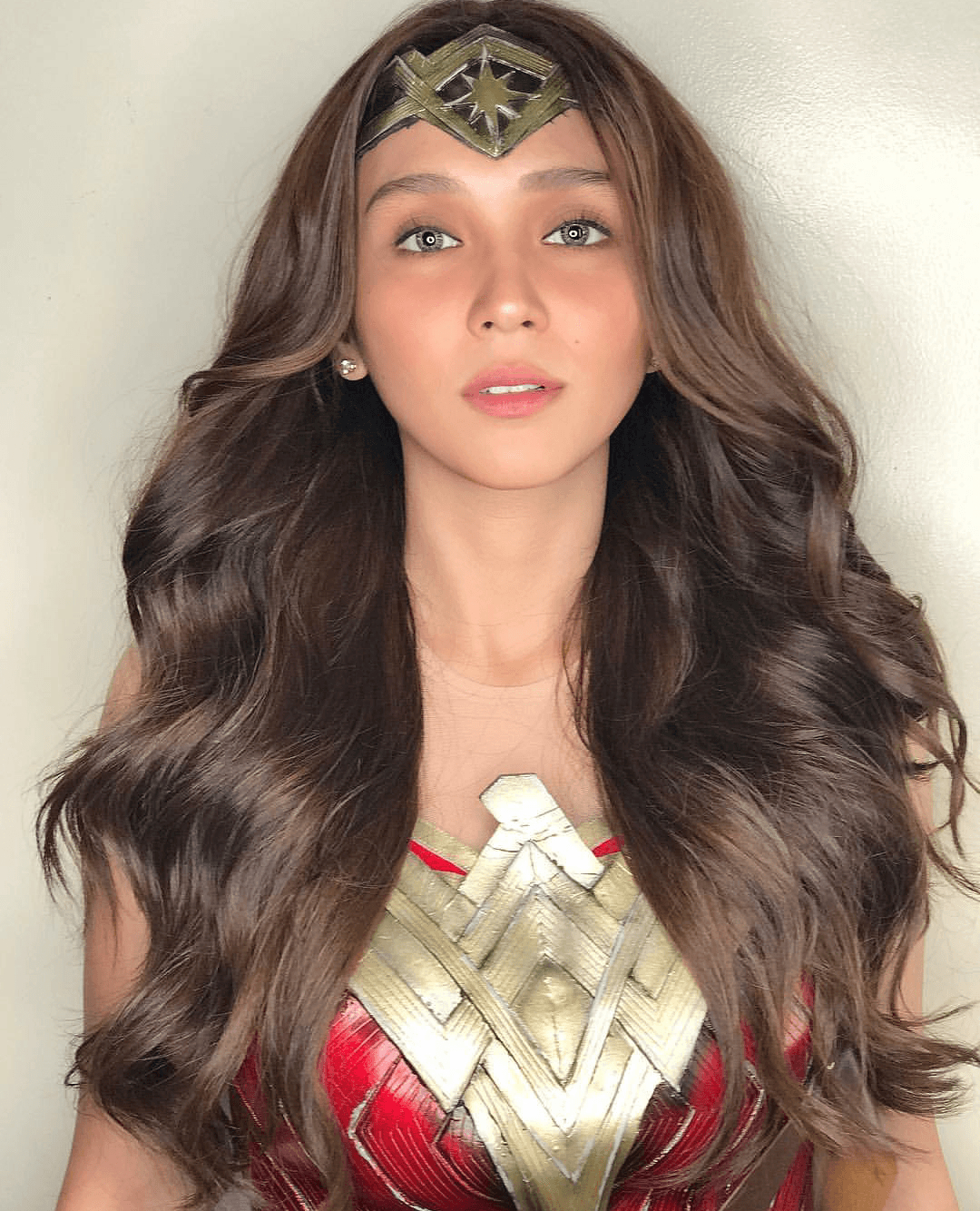 1080x1340 LOOK: Kathryn Bernardo slays in Wonder Woman costume, Phone